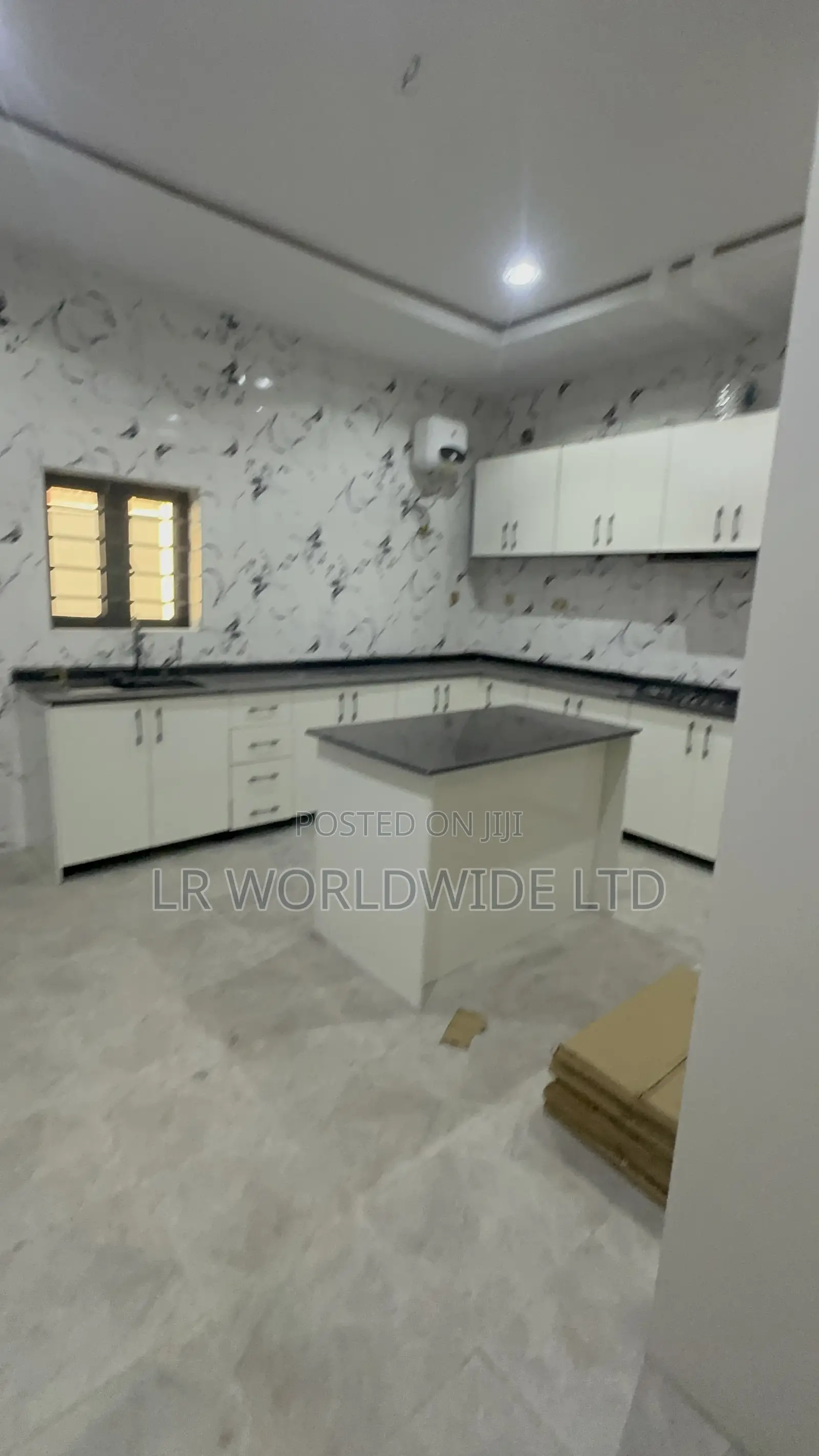 6bdrm Duplex in Efab, Gwarinpa for sale