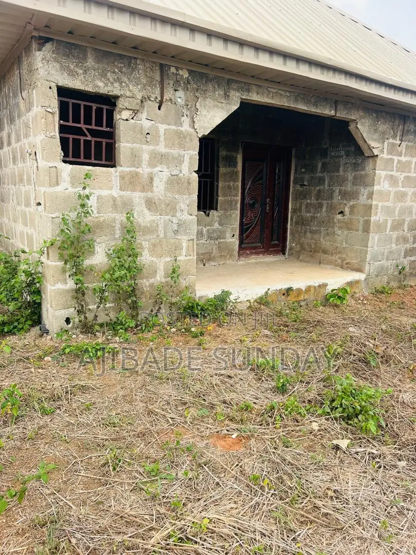 3bdrm House in Ado-Odo/Ota for sale