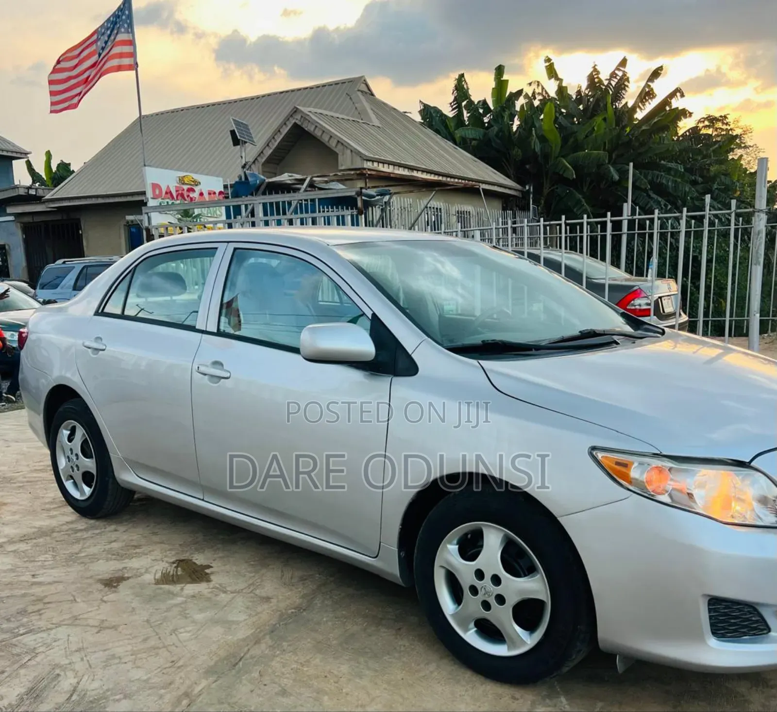 Toyota Corolla LE 4dr Sedan (1.8L 4cyl 4A) 2010 Silver
