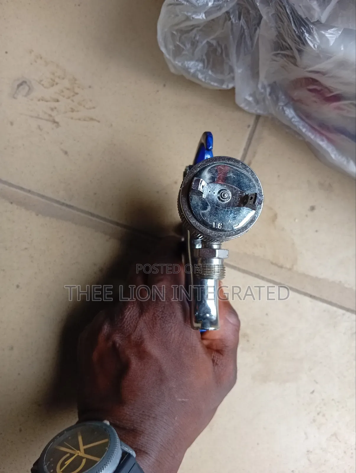 High Volume Low Pressure (Hvlp) Gravity-Feed Spray Gun