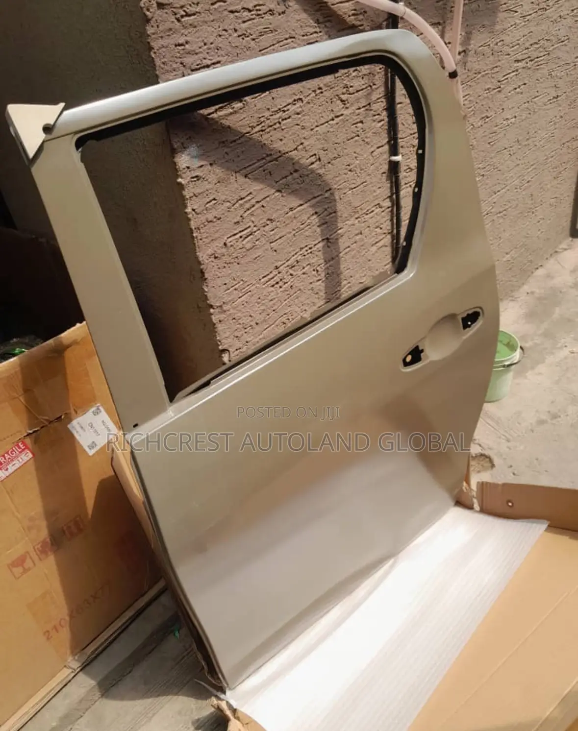 Toyota Hilux 2016-2024 Door