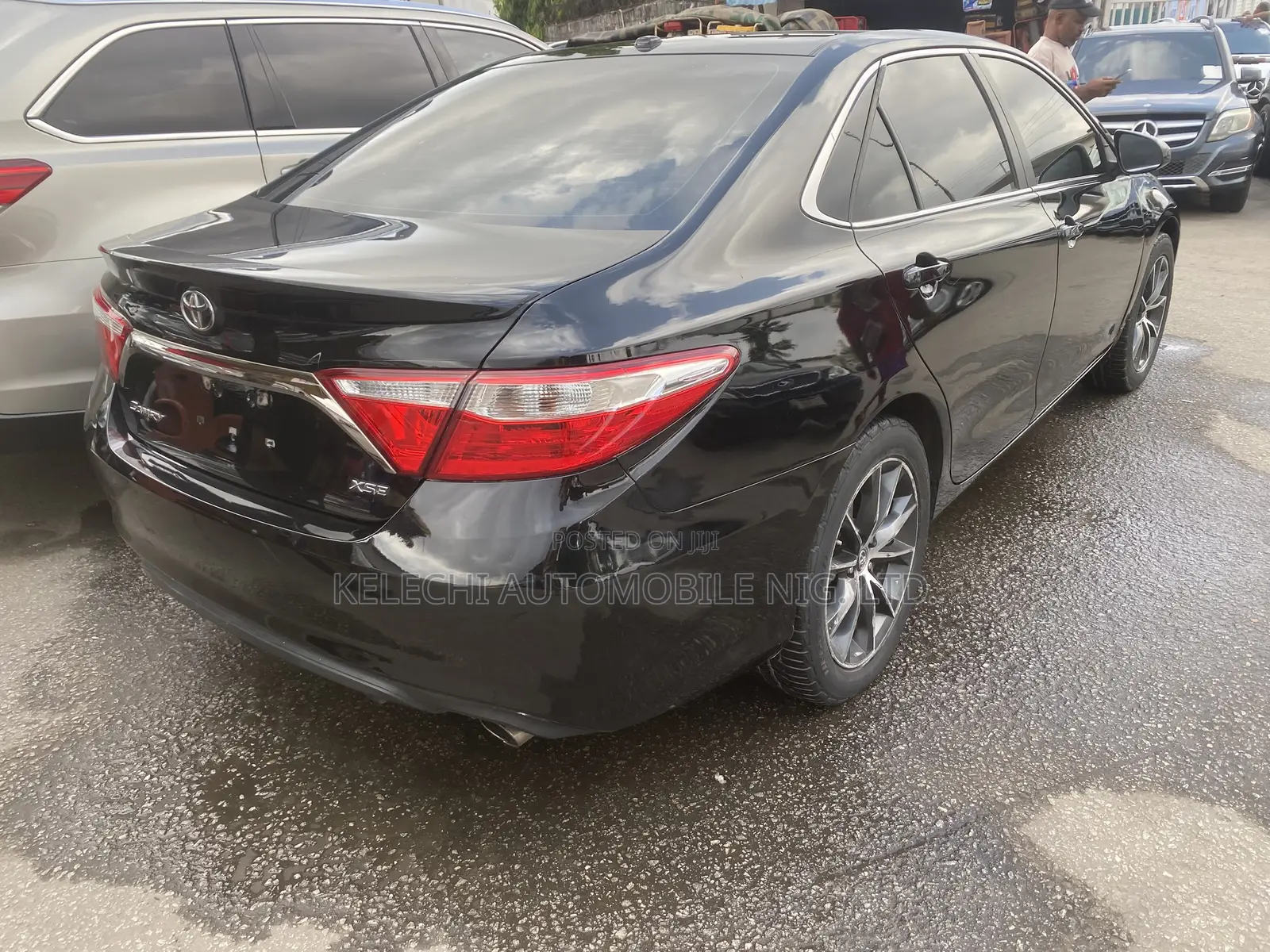 Toyota Camry XSE 4dr Sedan (3.5L 6cyl 6A) 2015 Black