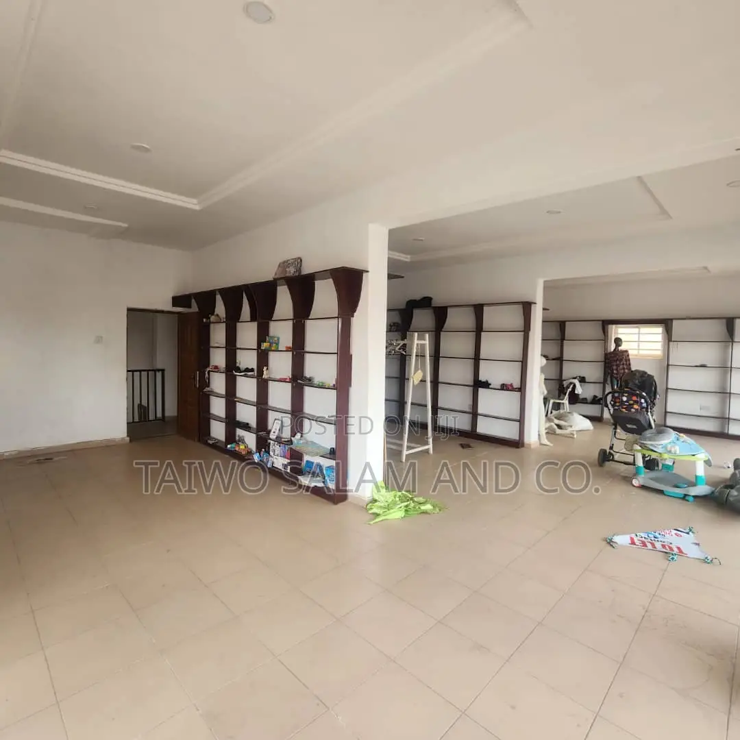 2 Floor Office Store Shopping Complex