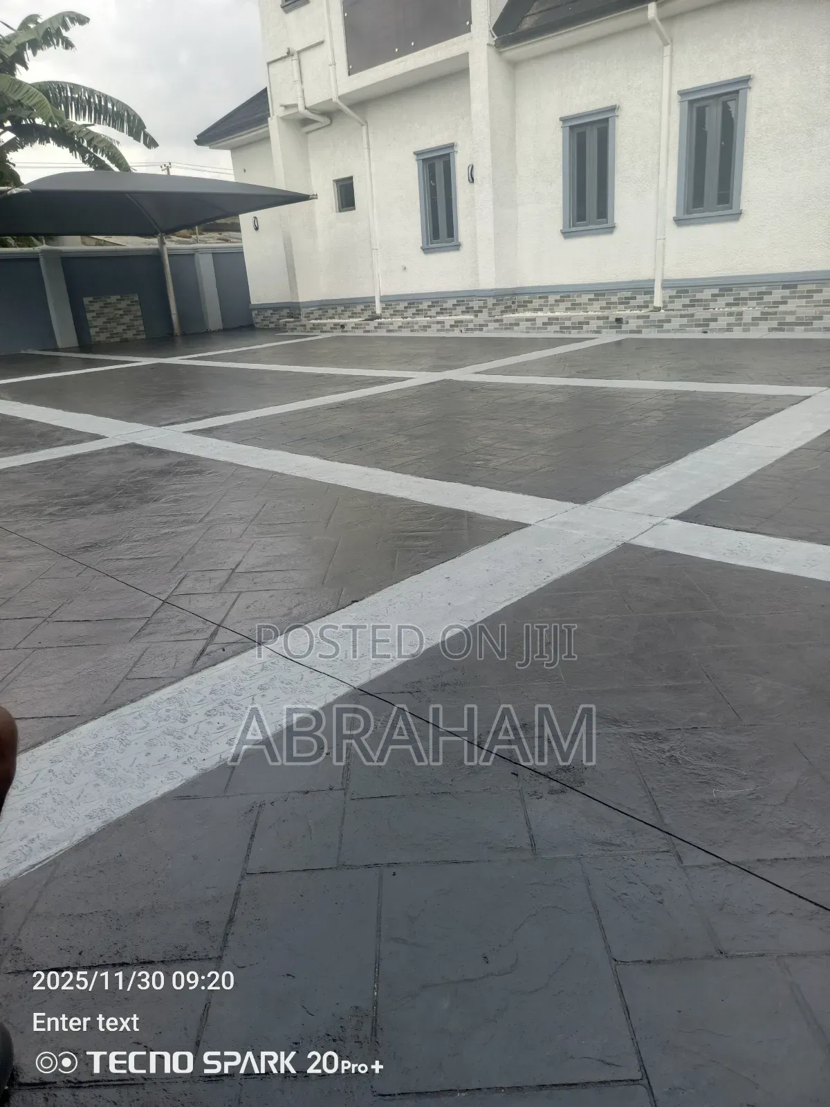 Solid Concrete Floor