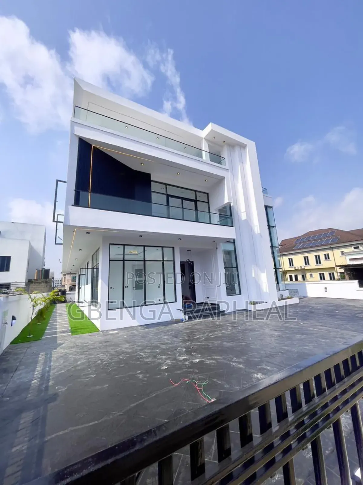 6bdrm Duplex in Vgc, Lekki for sale