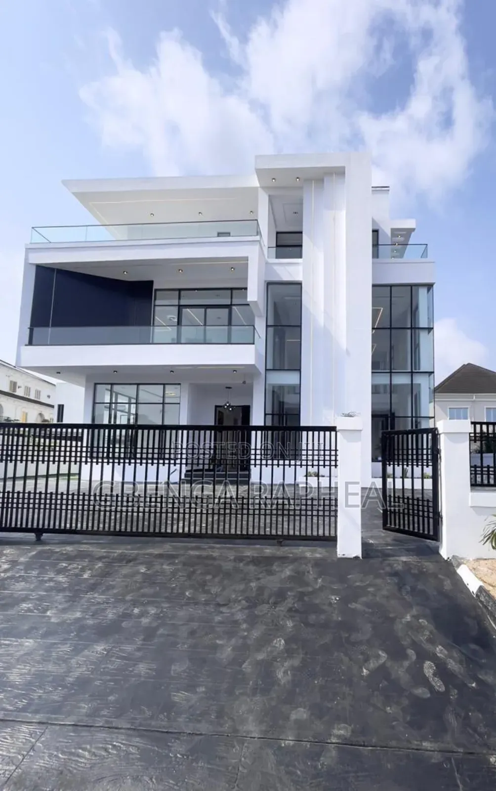 6bdrm Duplex in Vgc, Lekki for sale