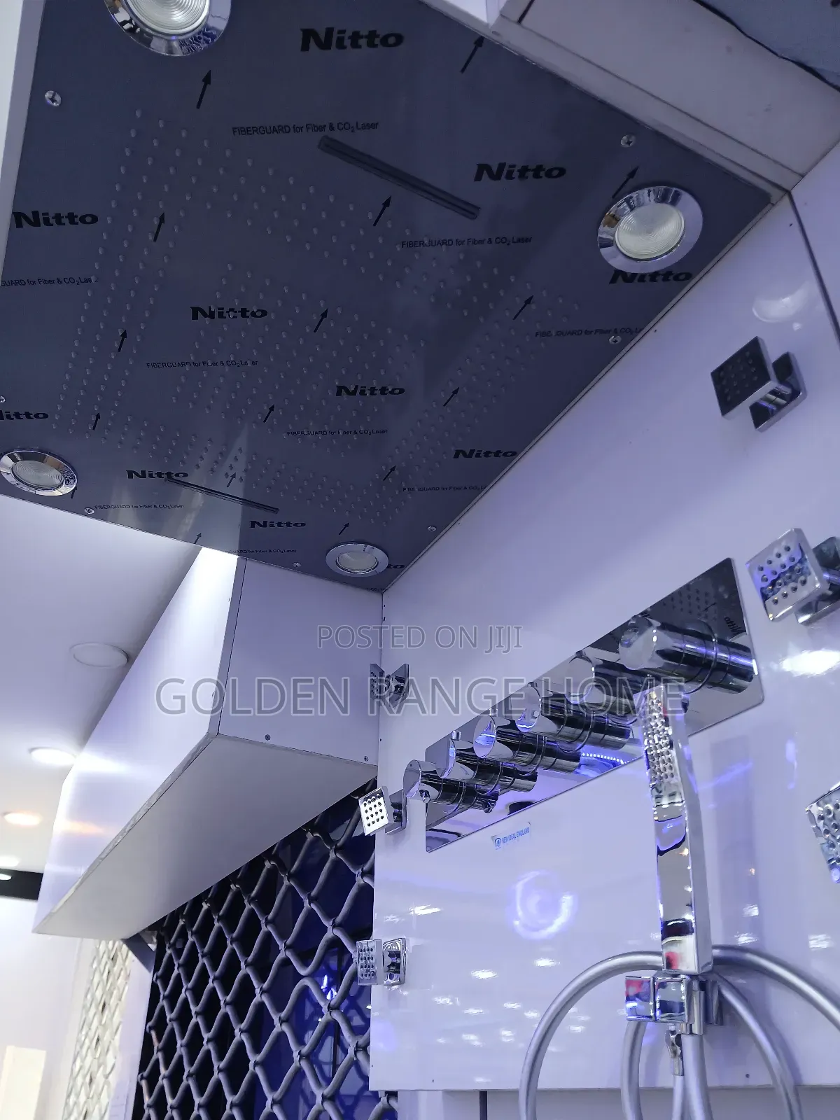 Stainless Steel Conduit Shower With Ceiling Mount Shower Head