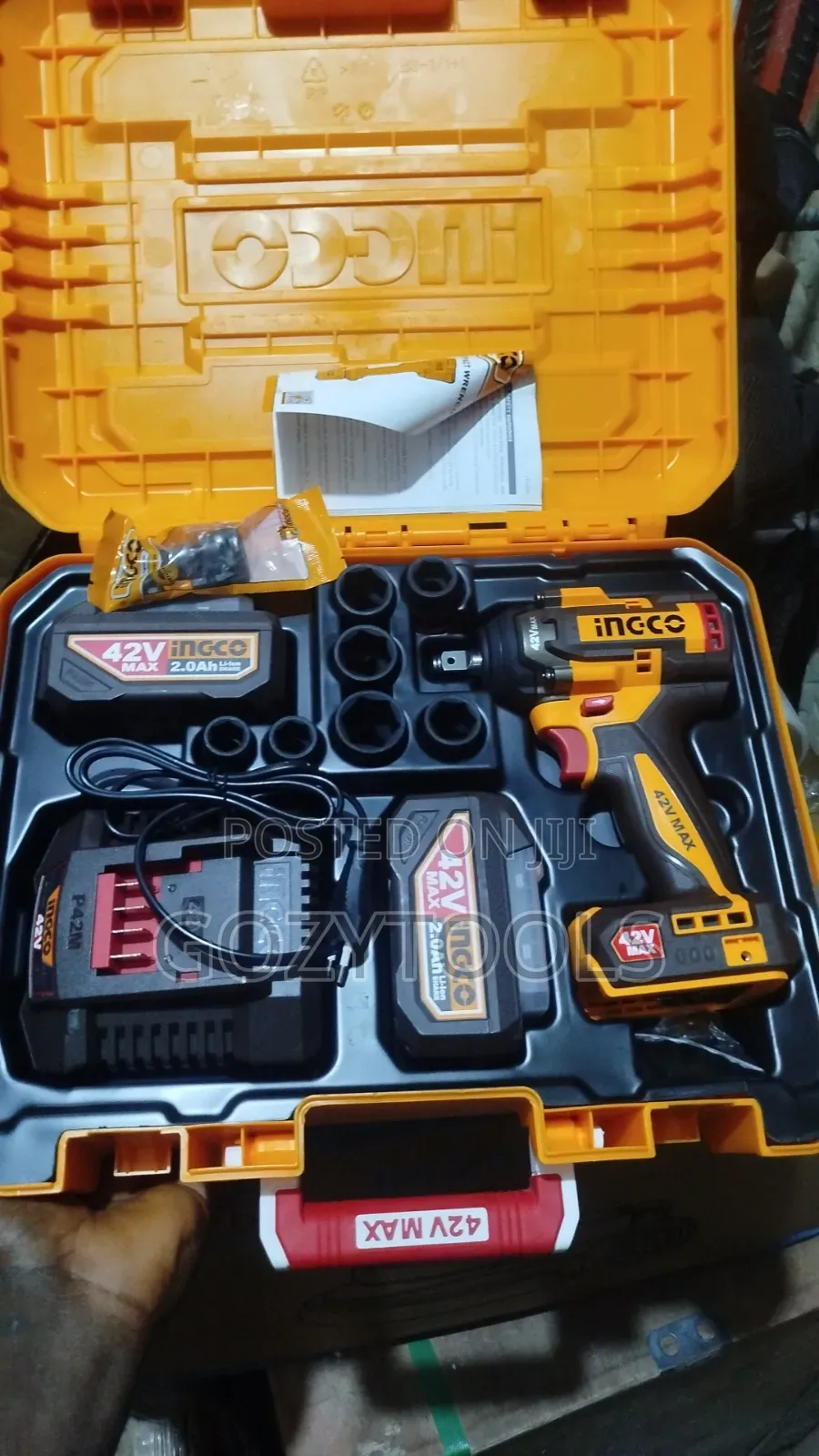 Cordless Impact Wrench Machine