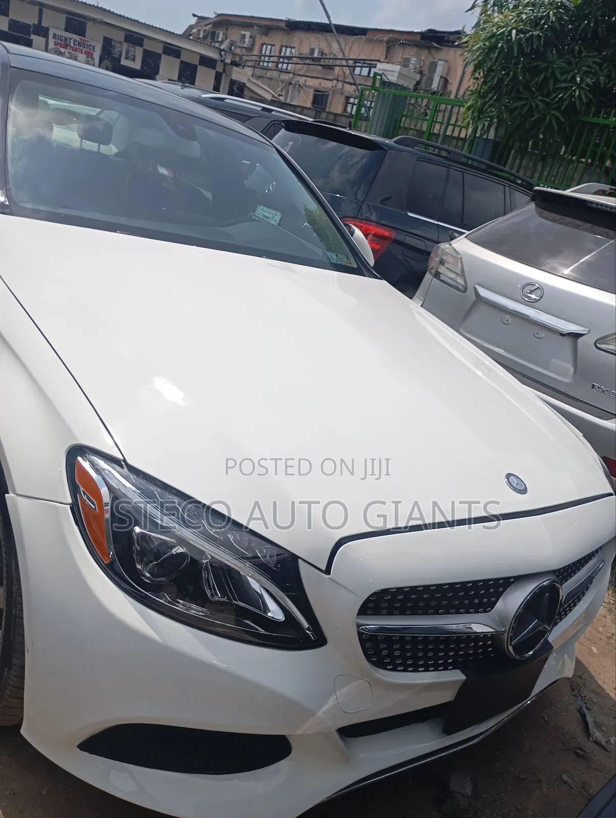 Mercedes-Benz C300 Luxury 4dr AWD 4Matic Sedan (2.0L 4cyl 7A) 2015