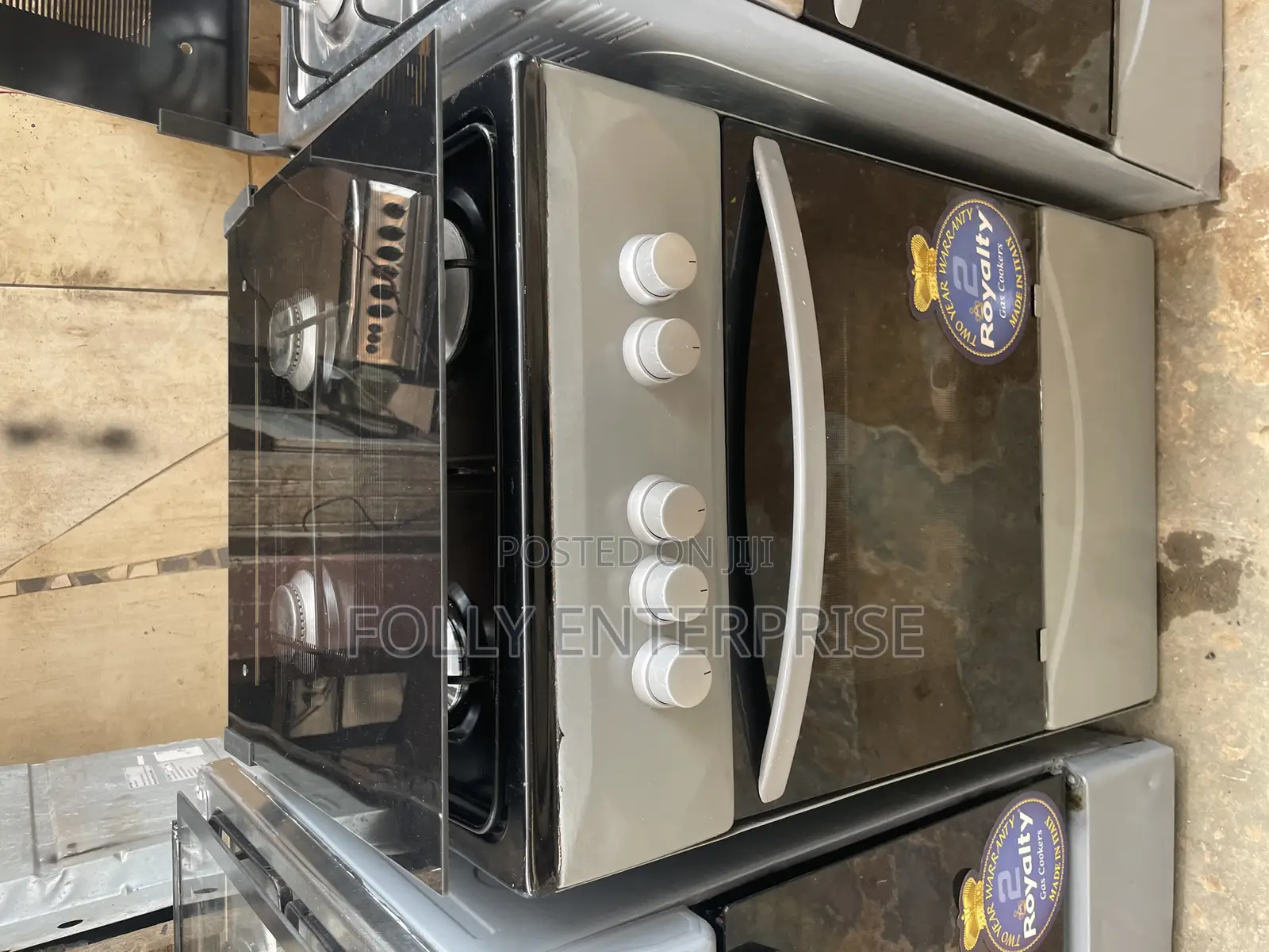 Four Burners Gas Cooker With Oven And Grill Was