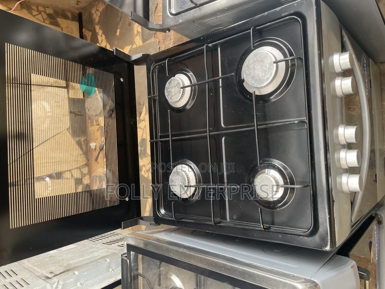 Four Burners Gas Cooker With Oven And Grill Was