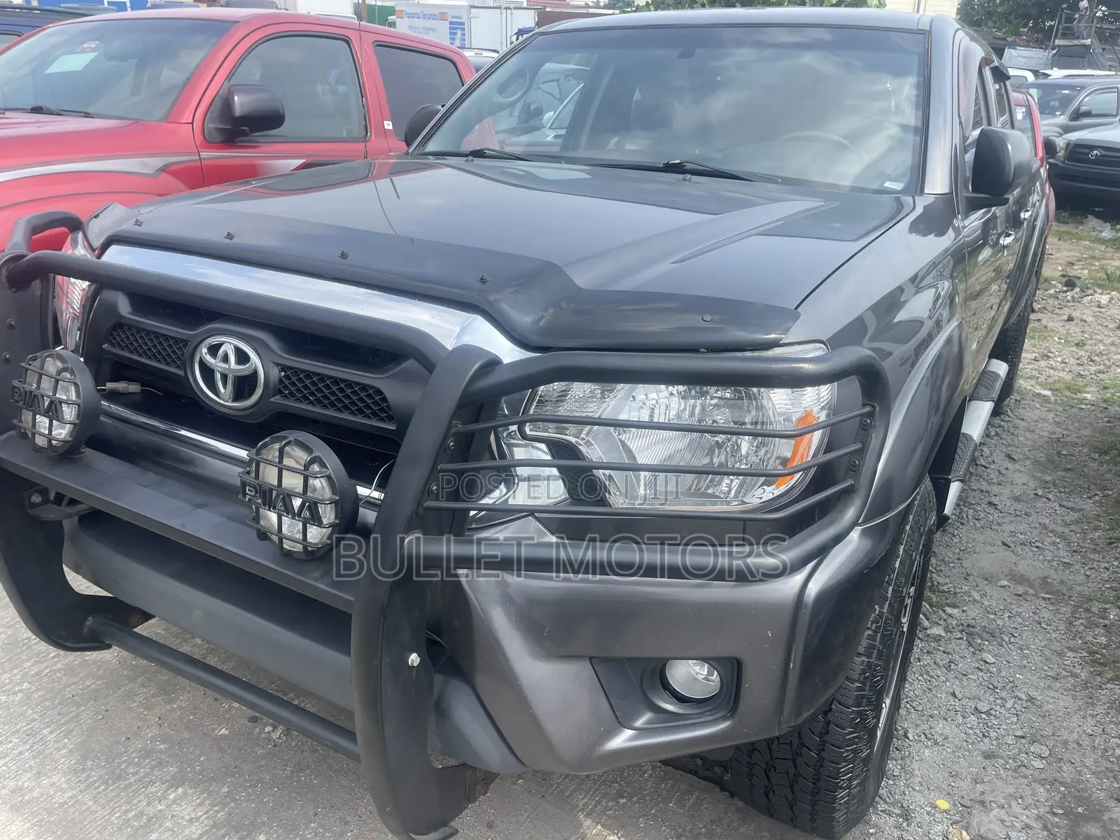Toyota Tacoma V6 4dr Double Cab 4WD 5.0 ft. SB (4.0L 6cyl 5A) 2015 Gray