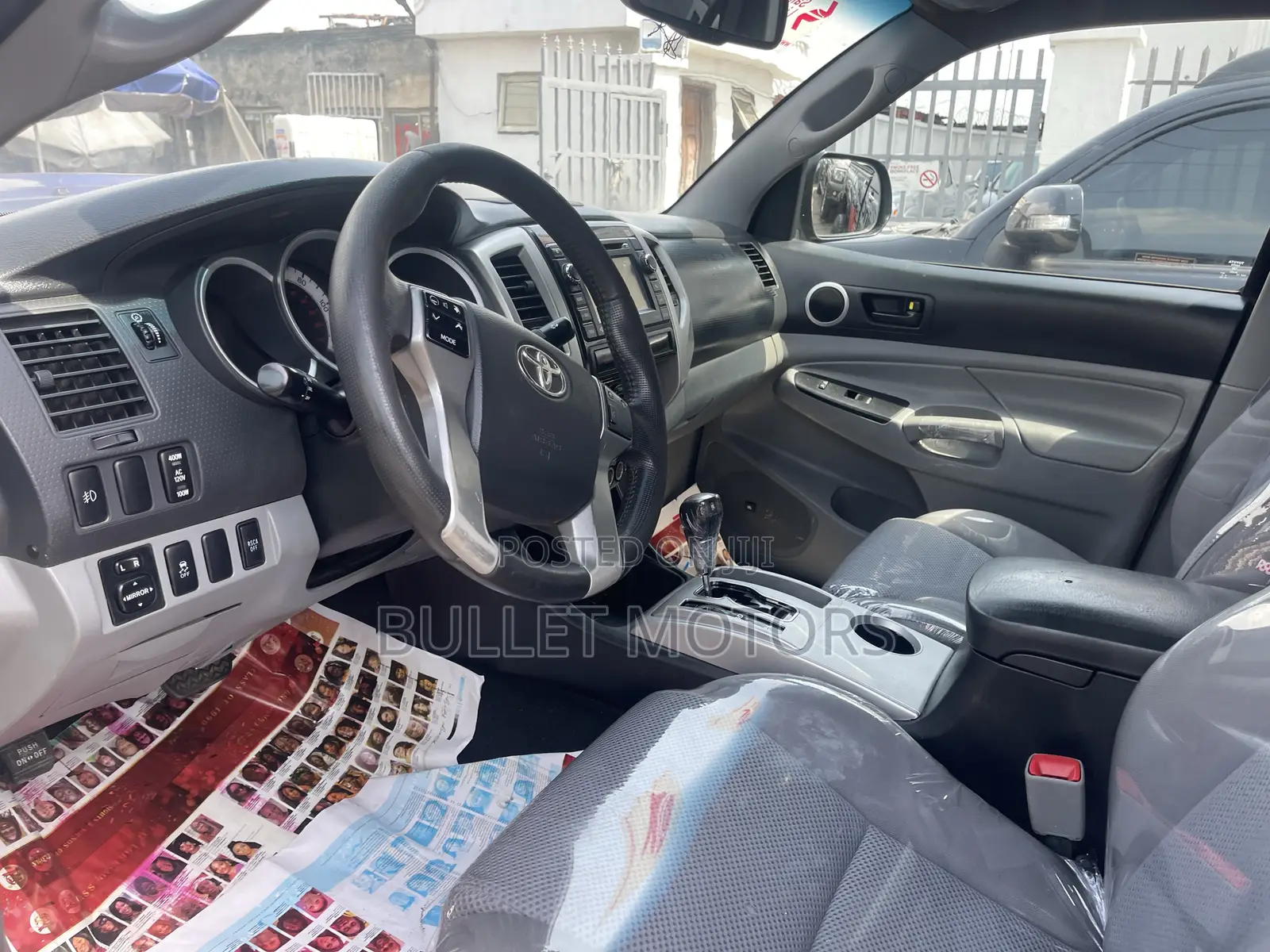 Toyota Tacoma PreRunner V6 4dr Access Cab 6.1 ft. SB (4.0L 6cyl 5A)