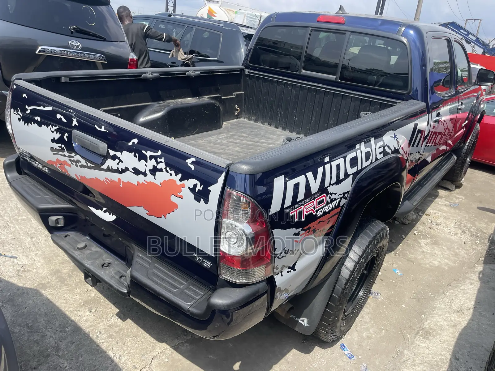 Toyota Tacoma PreRunner V6 4dr Access Cab 6.1 ft. SB (4.0L 6cyl 5A)