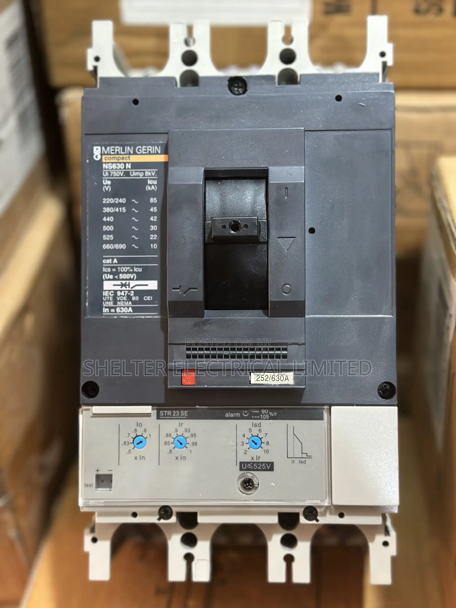 630amp 3pole Merlin Gerlin Circuit Breaker