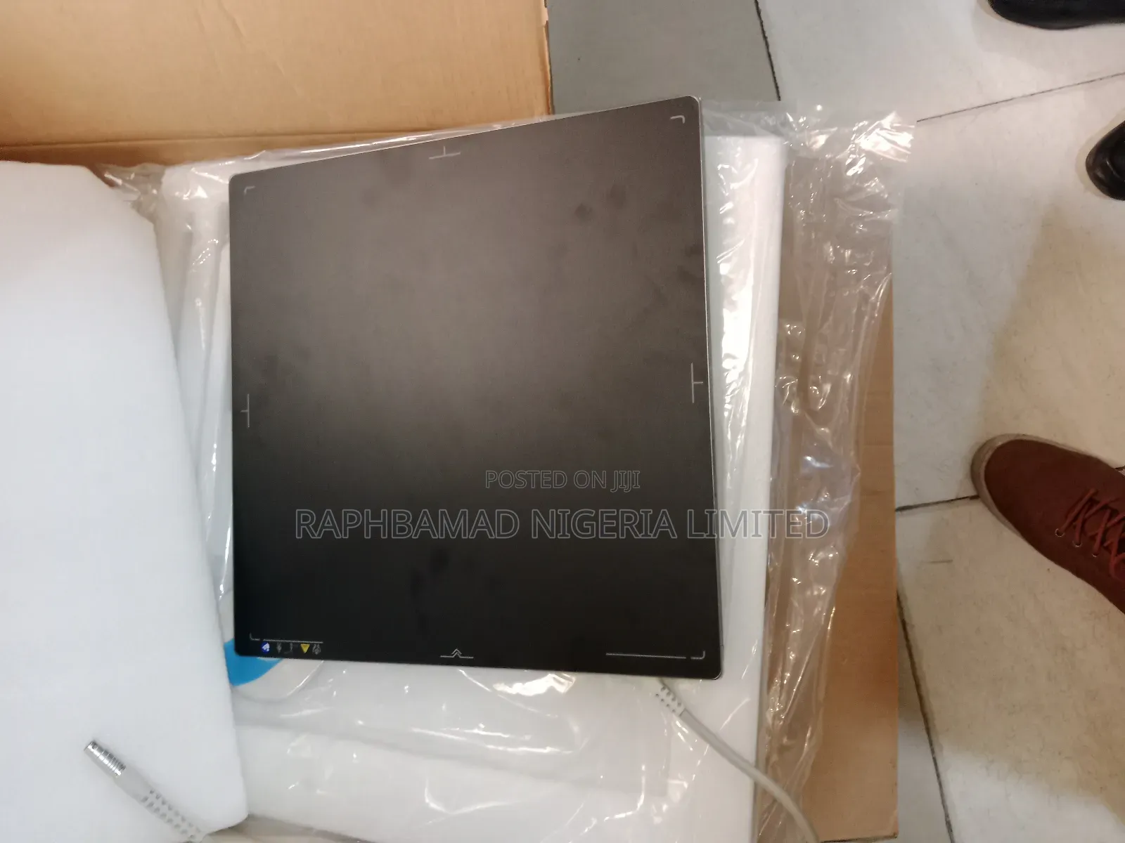 Iray Venu 1717x Wired Flat Panel Detector for Digital X-Ray Machine