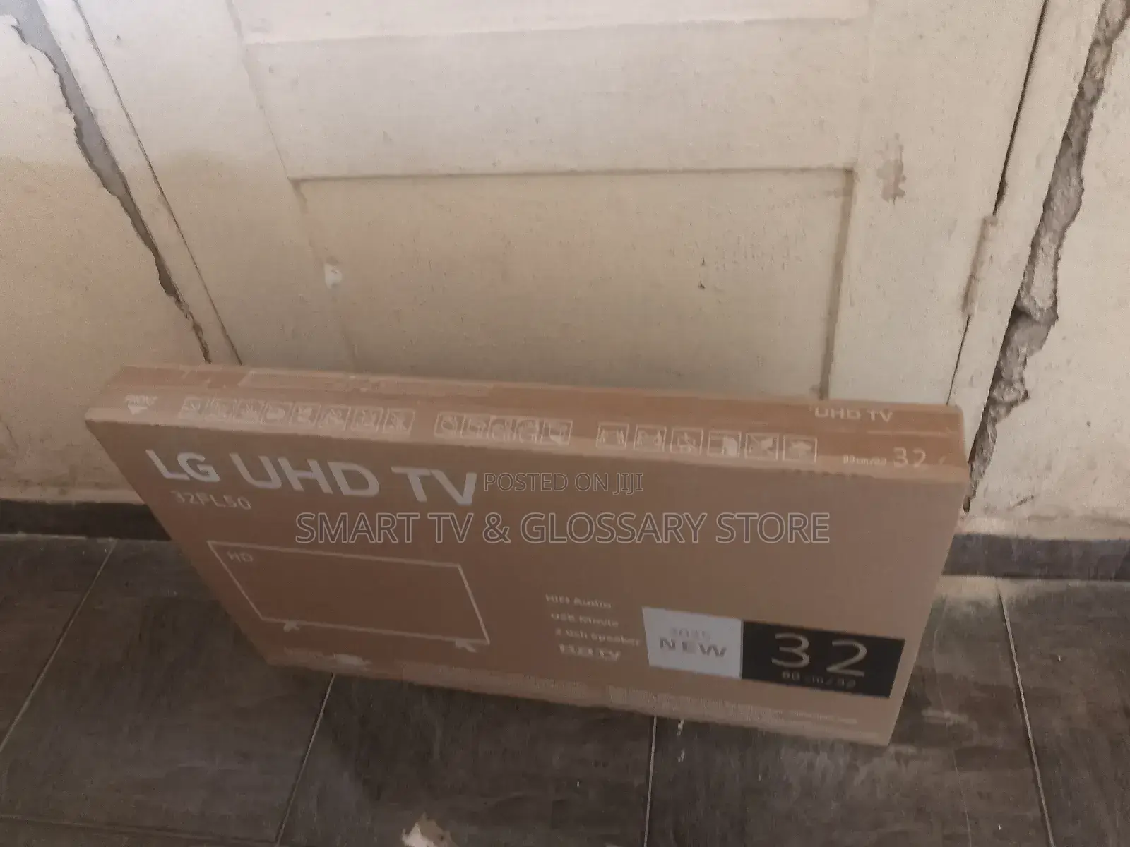 Lg 32 Inches With Breathtaking