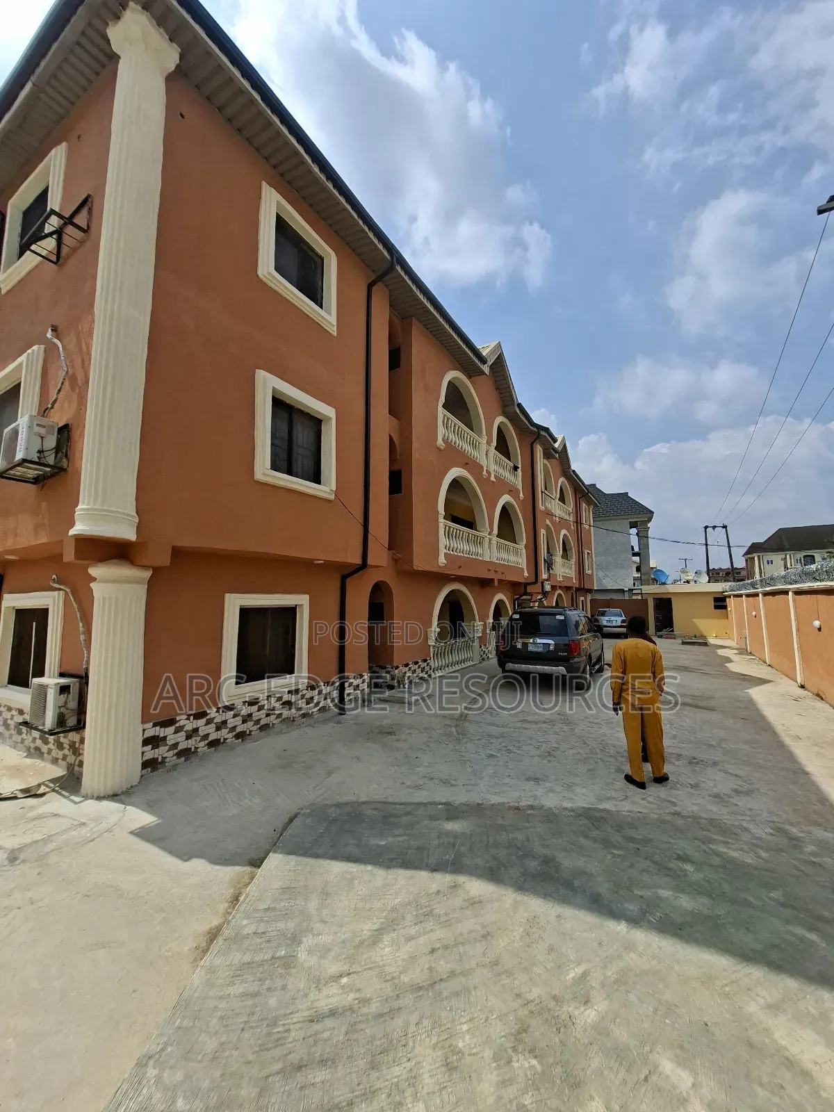 3bdrm Block of Flats in Ago Palace for sale