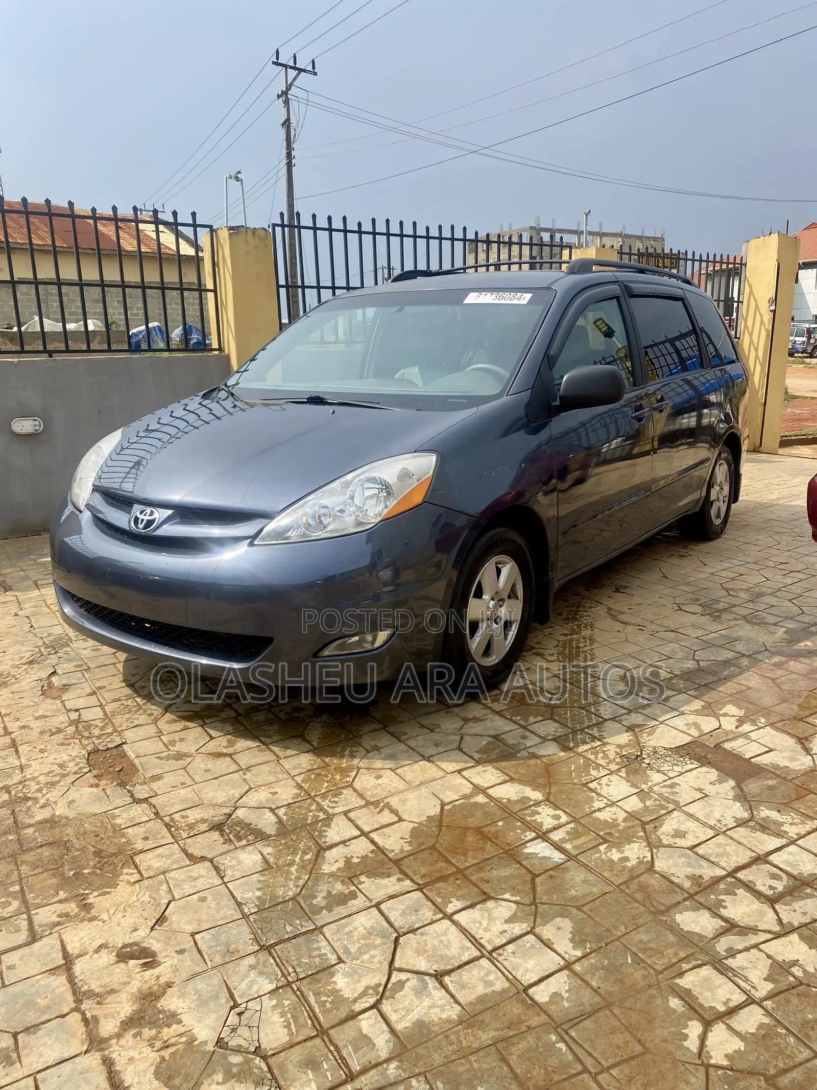 Toyota Sienna LE FWD 2006 Gray
