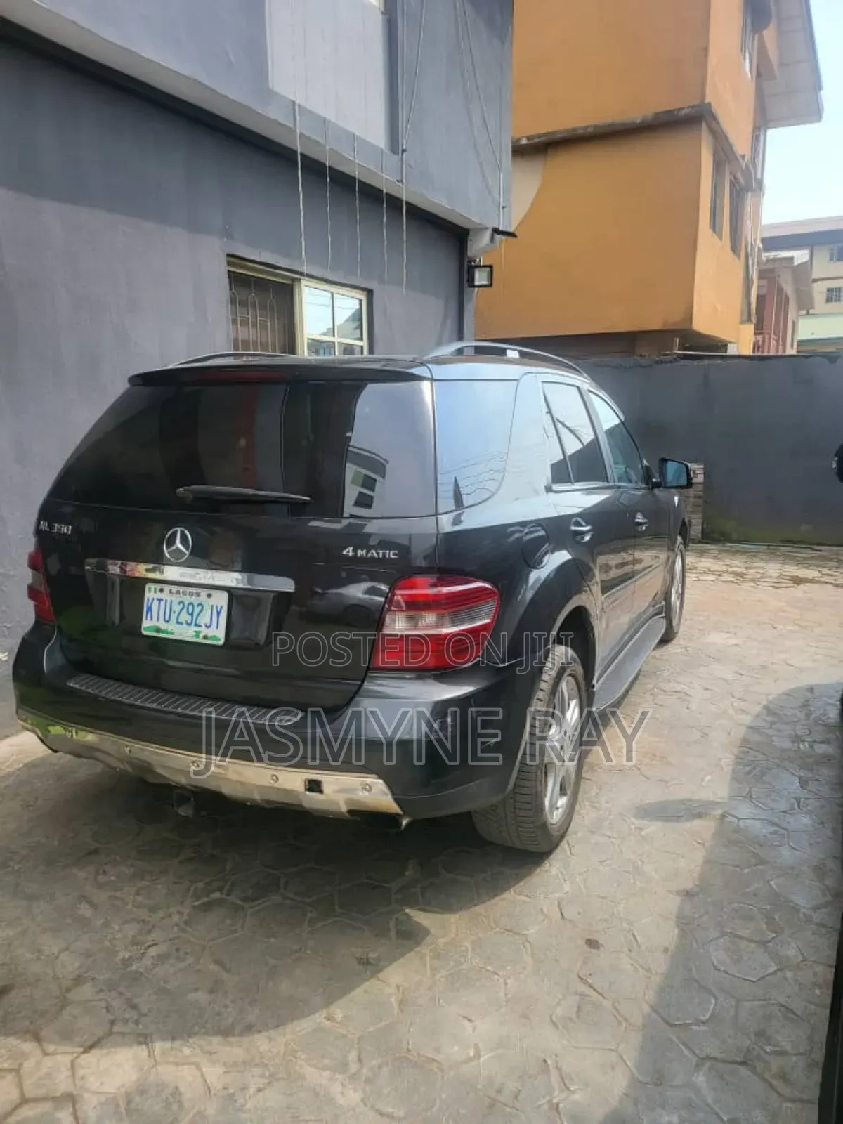 Mercedes-Benz M Class 2010 Green