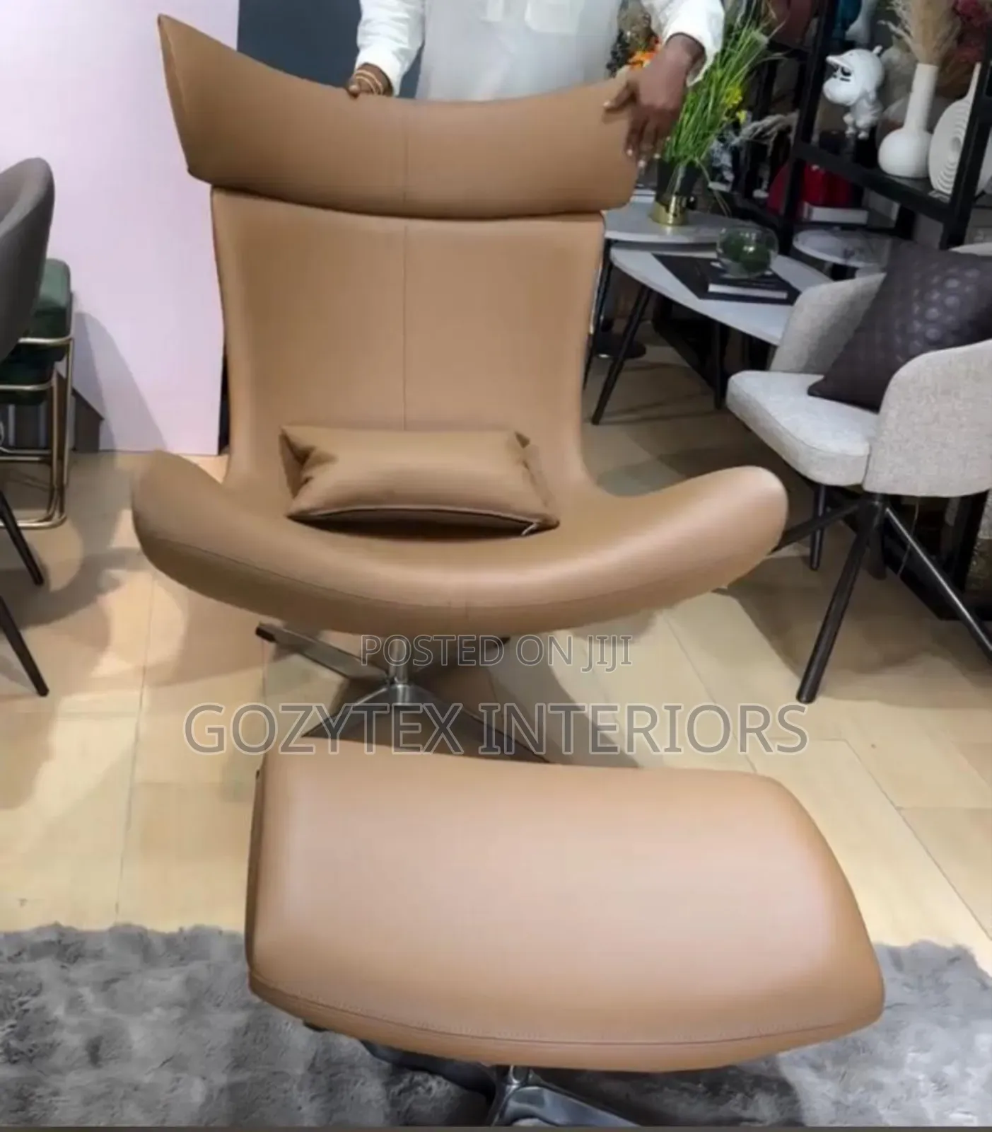 Leather Relaxing Chair