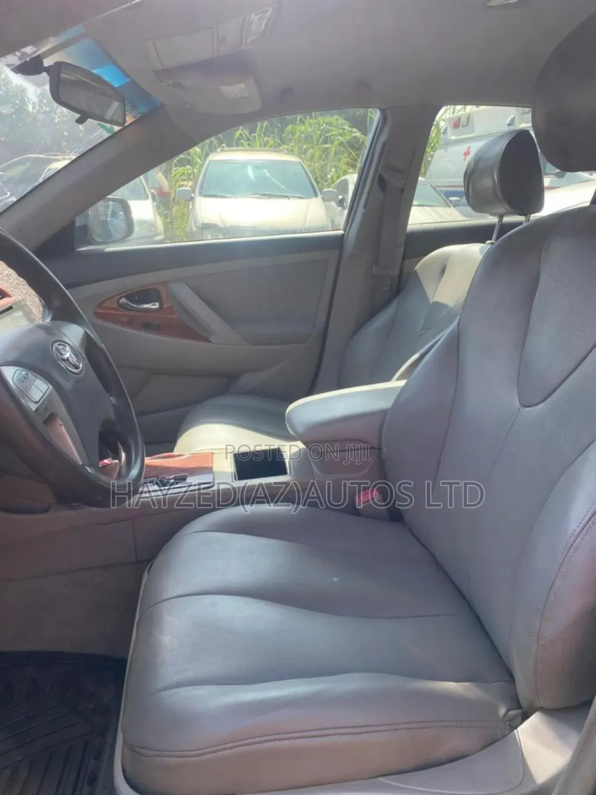 Toyota Camry LE 4dr Sedan (2.4L 4cyl 5A) 2009 Gray
