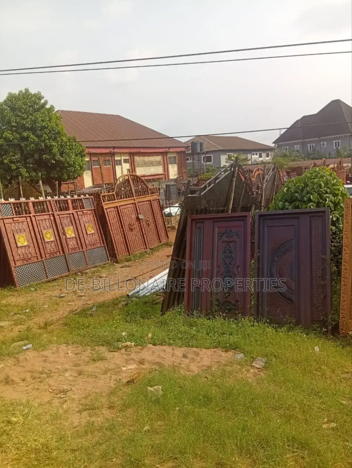 Almost 2000 SQMTRS of Land Available for Sale, Egbu Road.