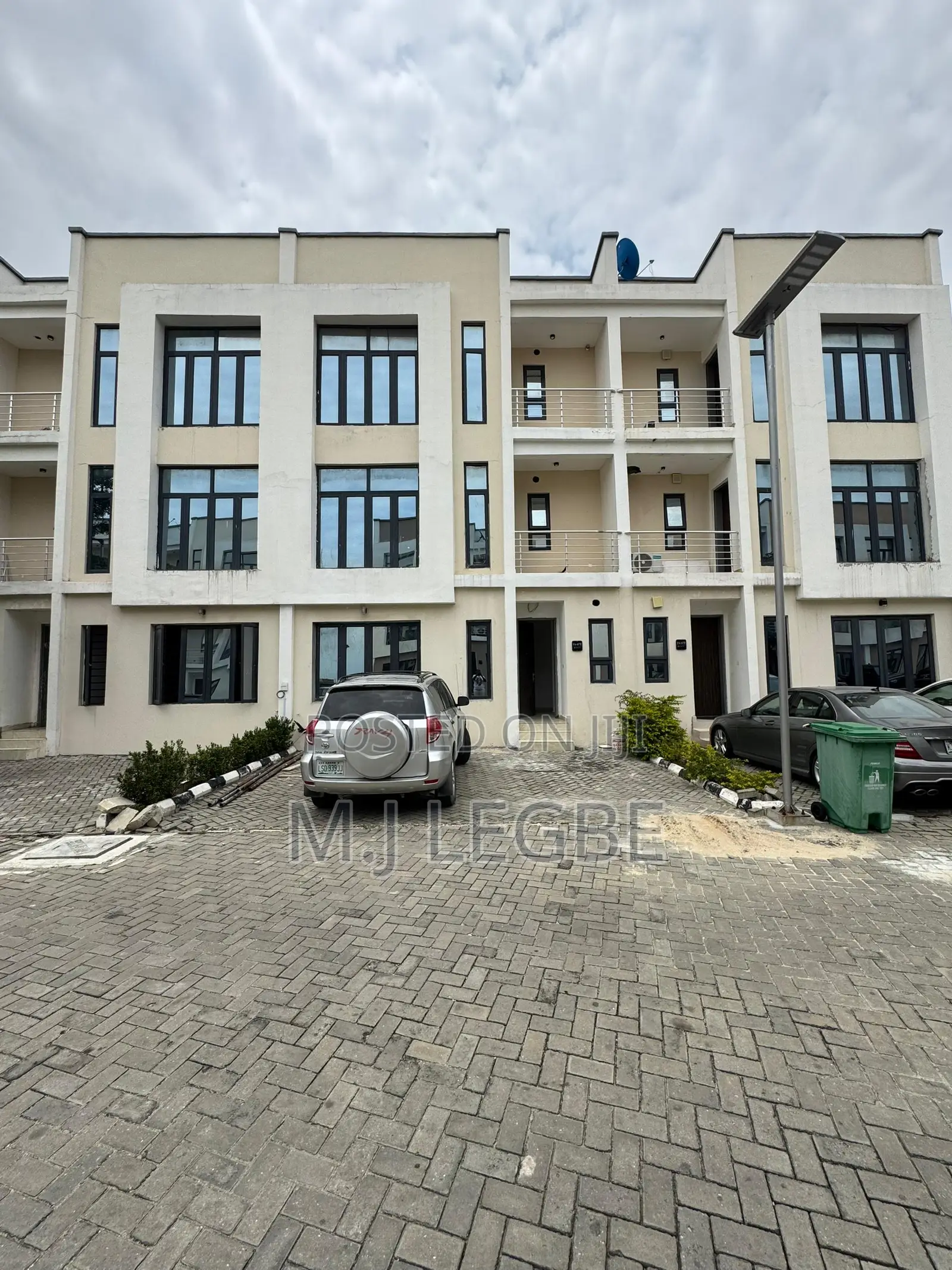 4bdrm Duplex in Ikate for rent