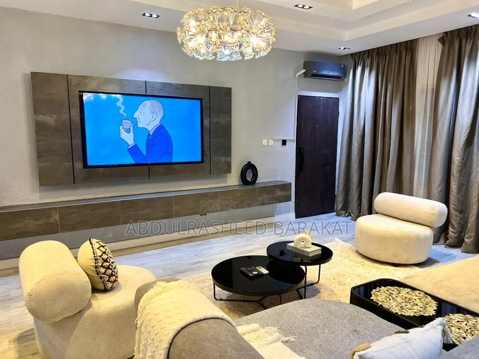 Luxury 3bedroom Apartment With Pool, Snooker and Ps5