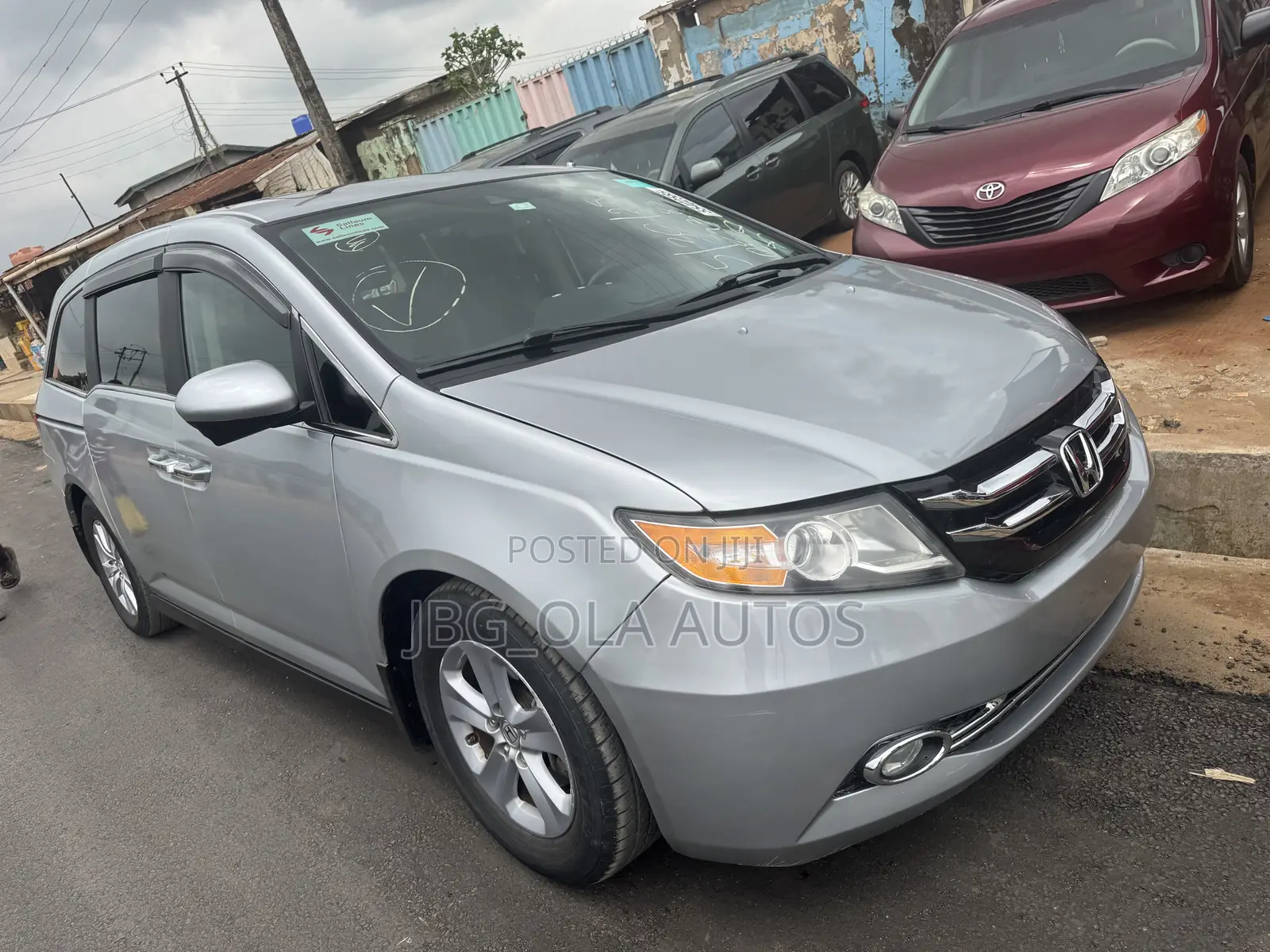 Honda Odyssey Touring Elite 4dr Minivan (3.5L 6cyl 6A) 2015 Silver