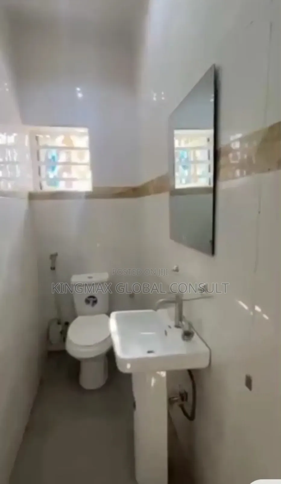 8bdrm Duplex in Wuse Zone 1 for sale