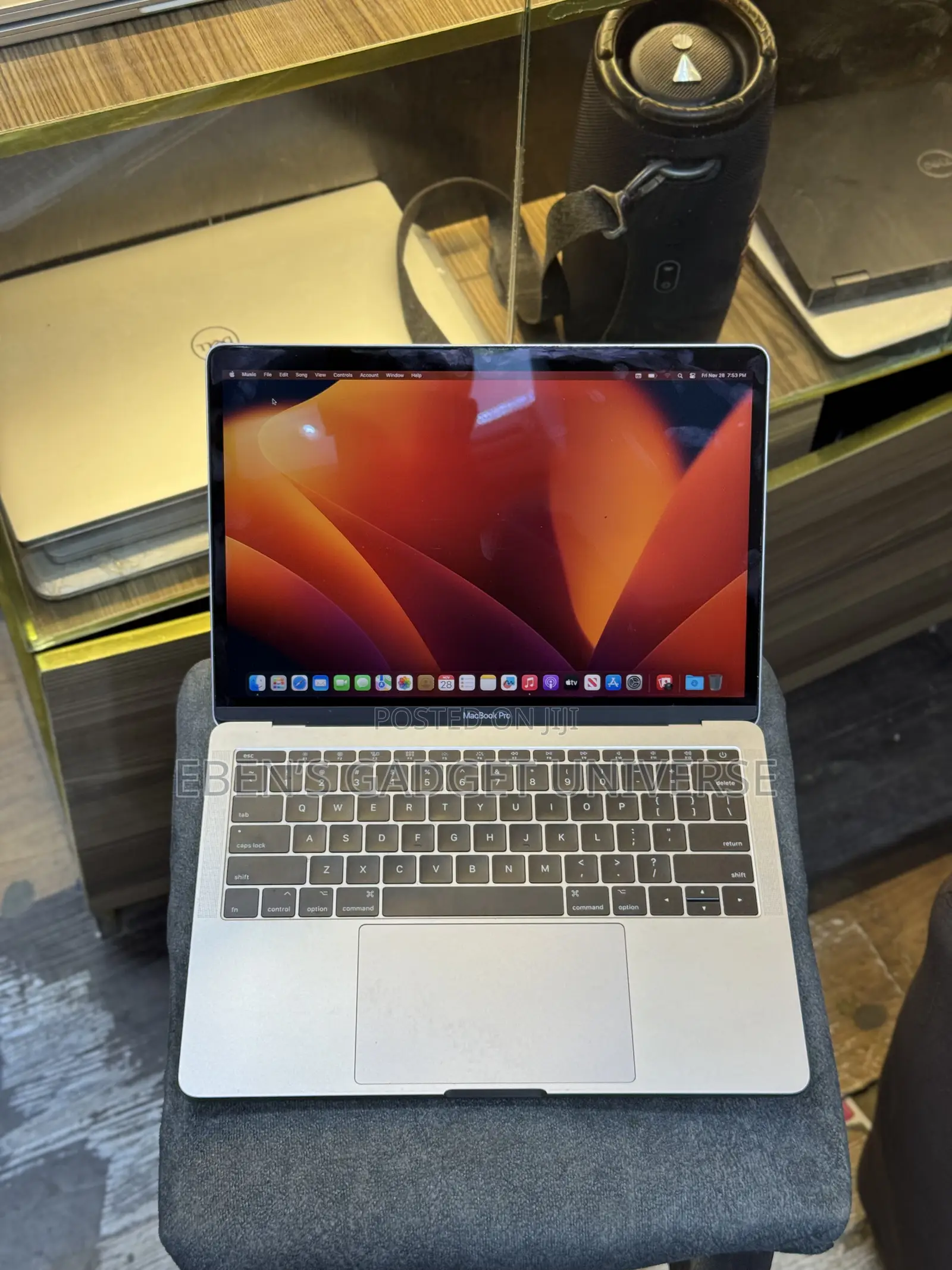 Laptop Apple MacBook Pro 2017 8GB Intel Core I5 SSD 256GB