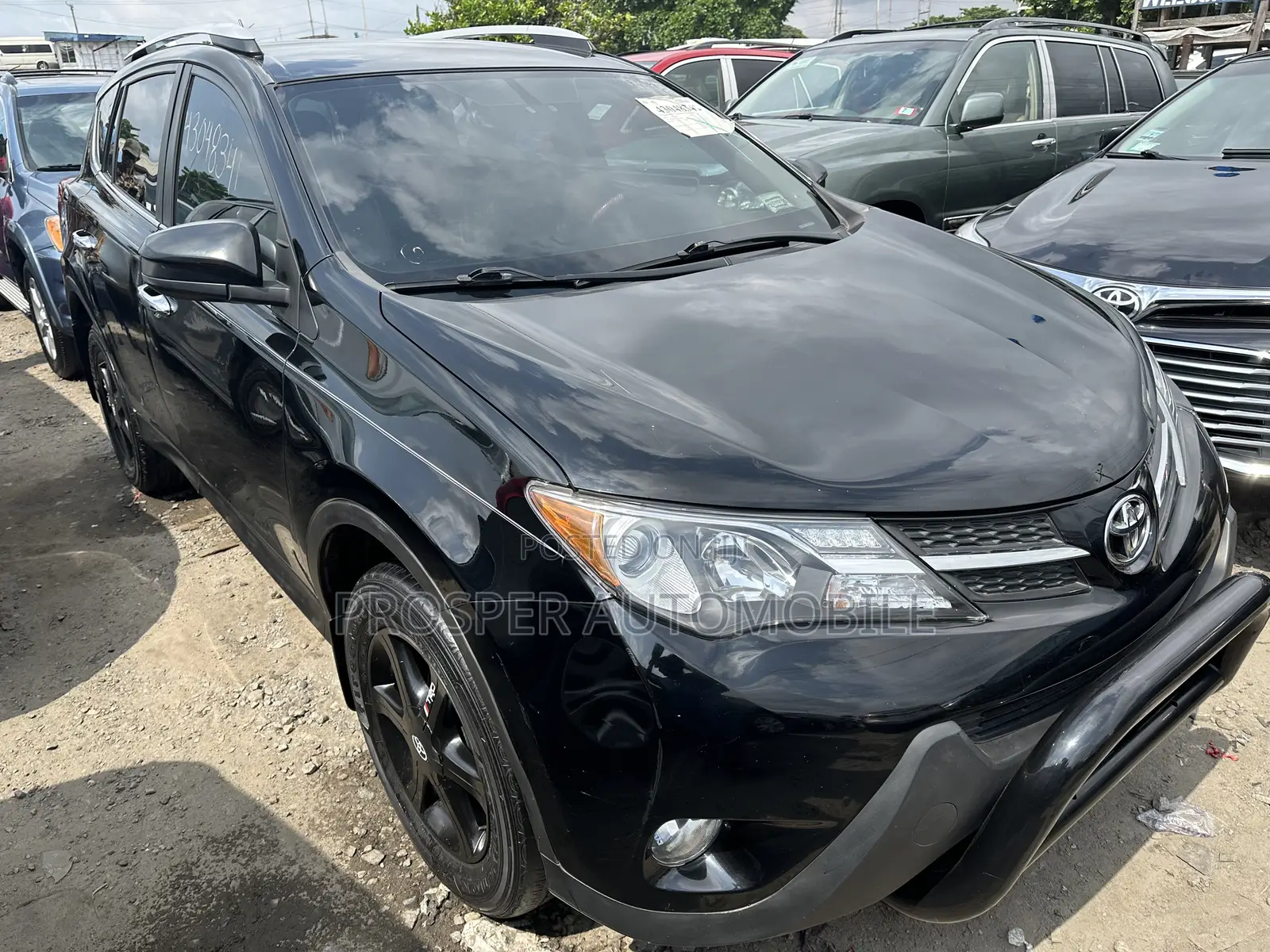 Toyota RAV4 LE 4dr SUV AWD (2.5L 4cyl 6A) 2015 Black