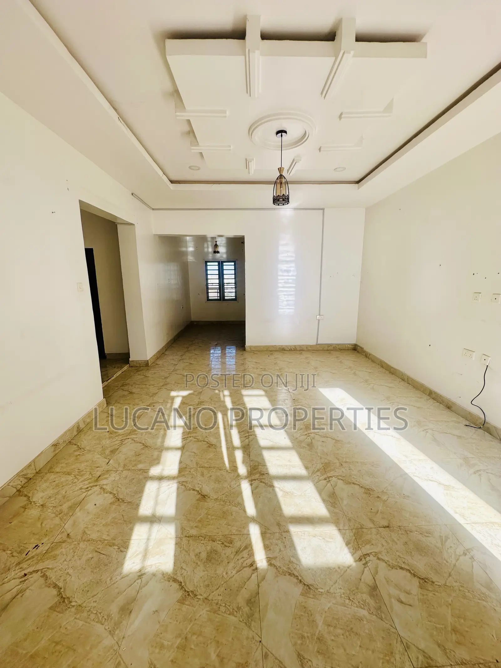 3bdrm Block of Flats in River Park Estate, Lugbe District for sale