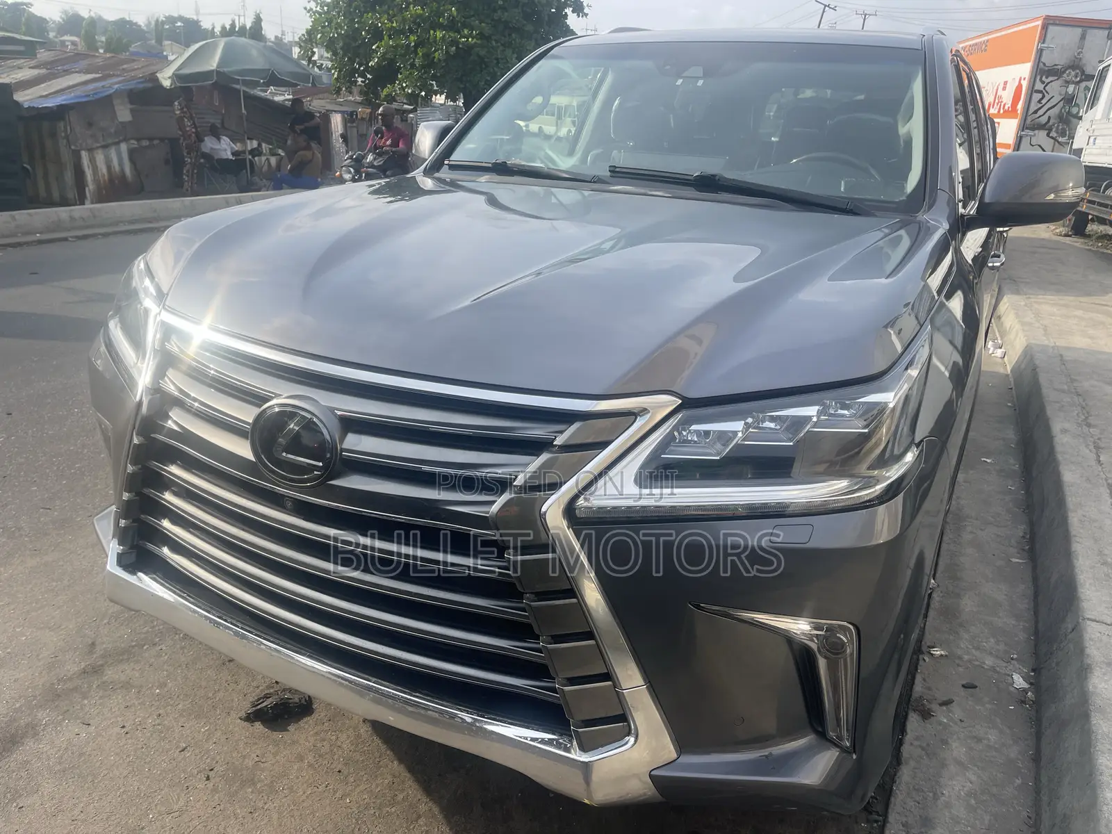 Lexus LX 570 (5 seats) AWD 2018 Gray