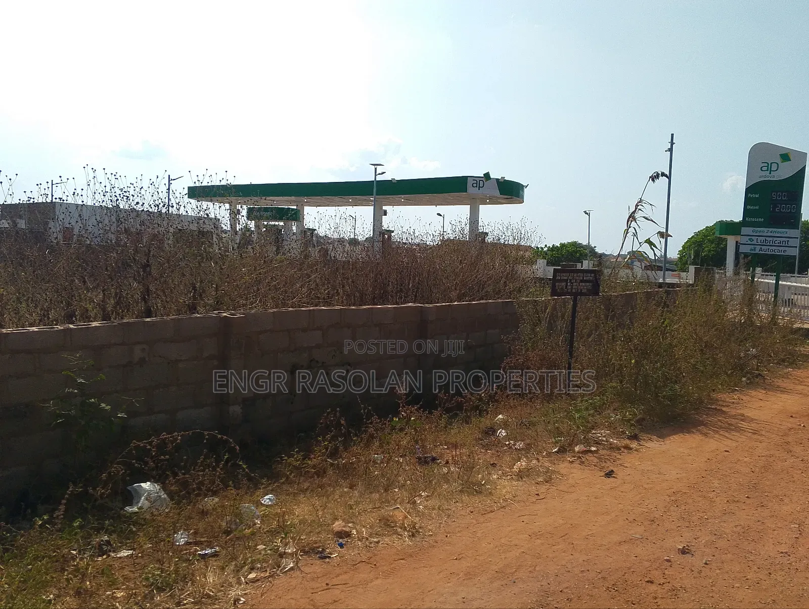 For Sale 4 Plots of Land