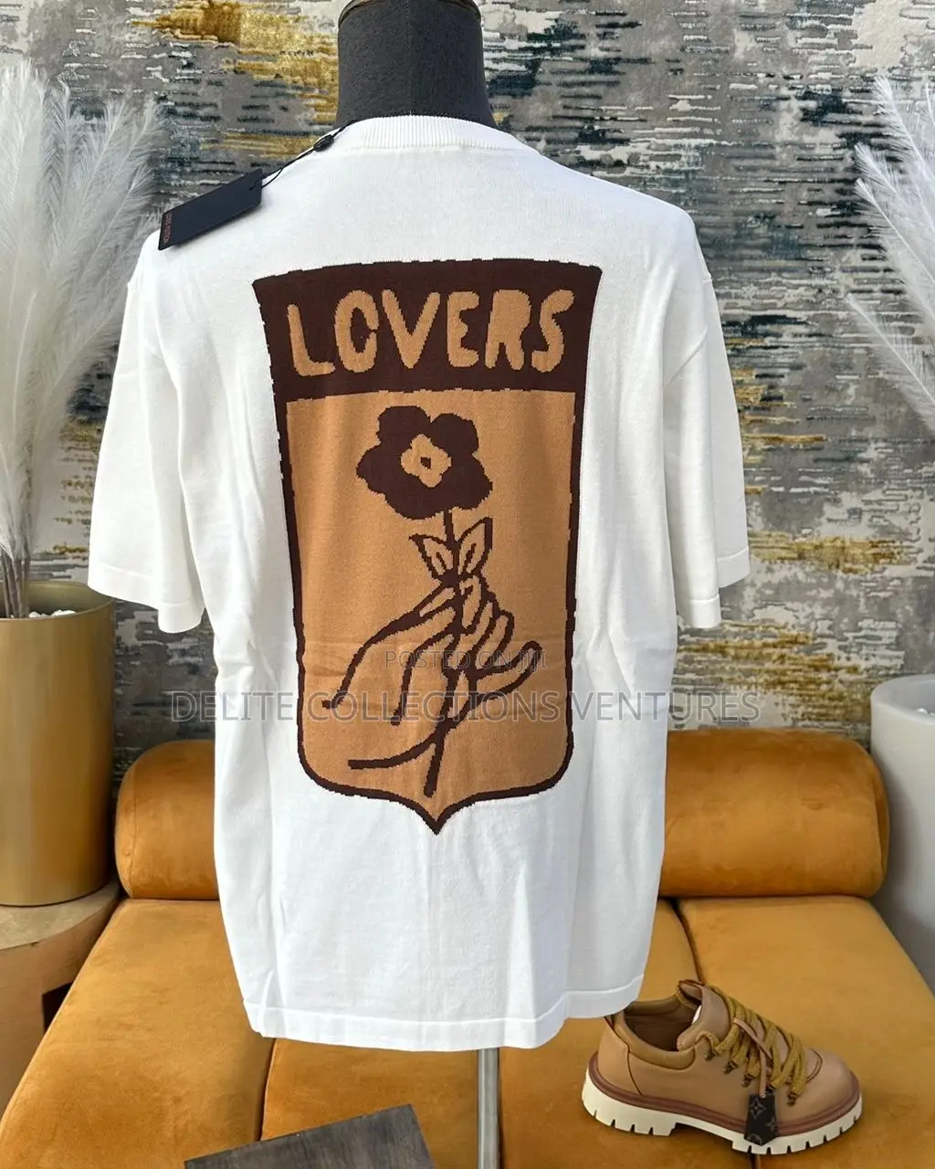 *2025 *Original Louis Vuitton Top Available in Store
