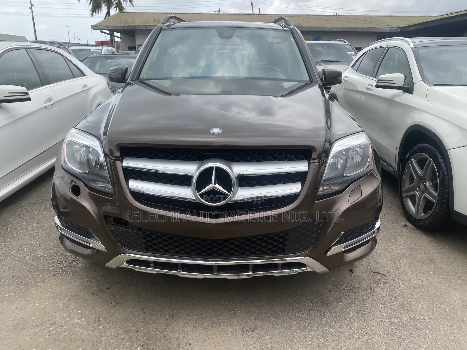 Mercedes-Benz GLK-Class Base GLK 350 4dr AWD 4MATIC (3.5L 6cyl 7A) 2015