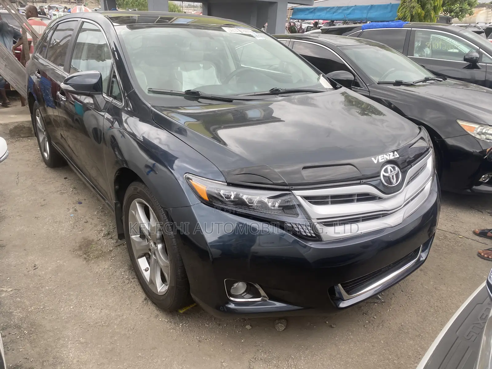 Toyota Venza XLE 4dr Wagon AWD (3.5L 6cyl 6A) 2015 Gray