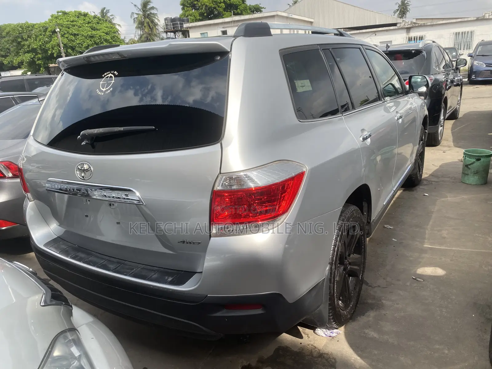 Toyota Highlander Limited 2012 Silver
