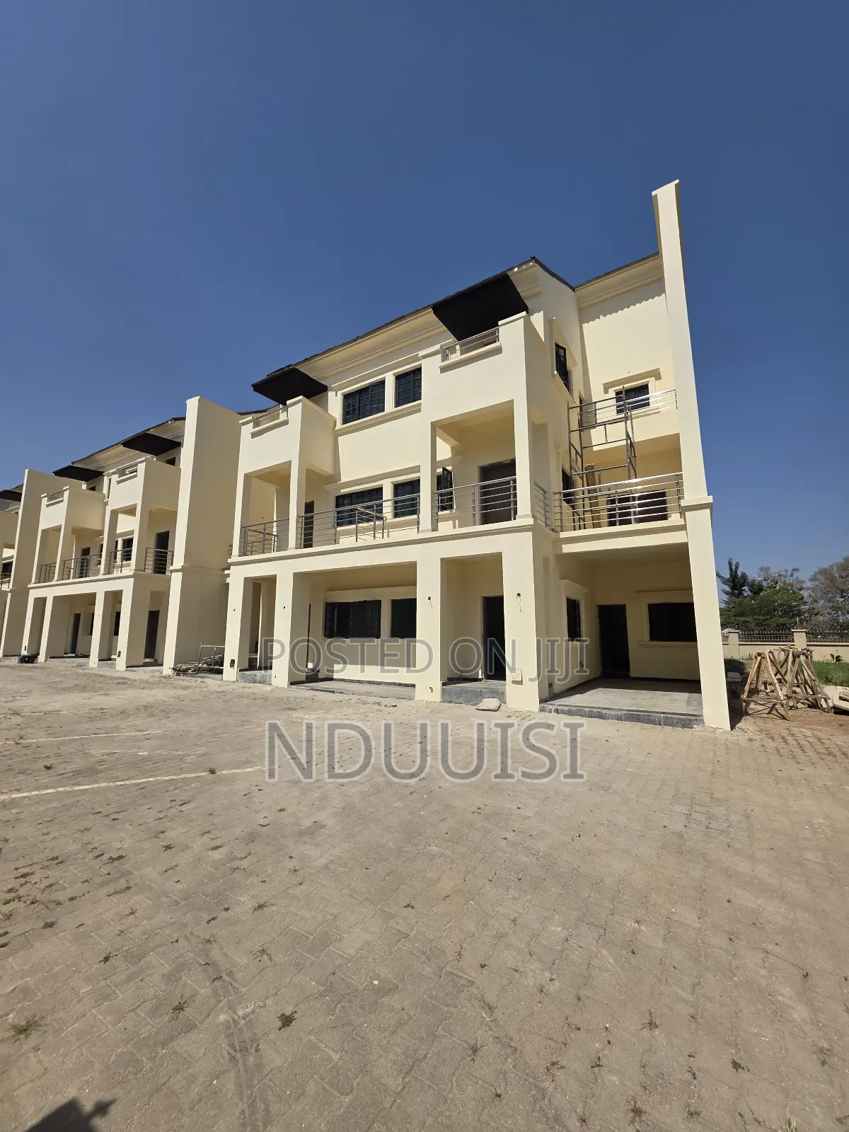4bdrm Townhouse/Terrace in Jabi for sale