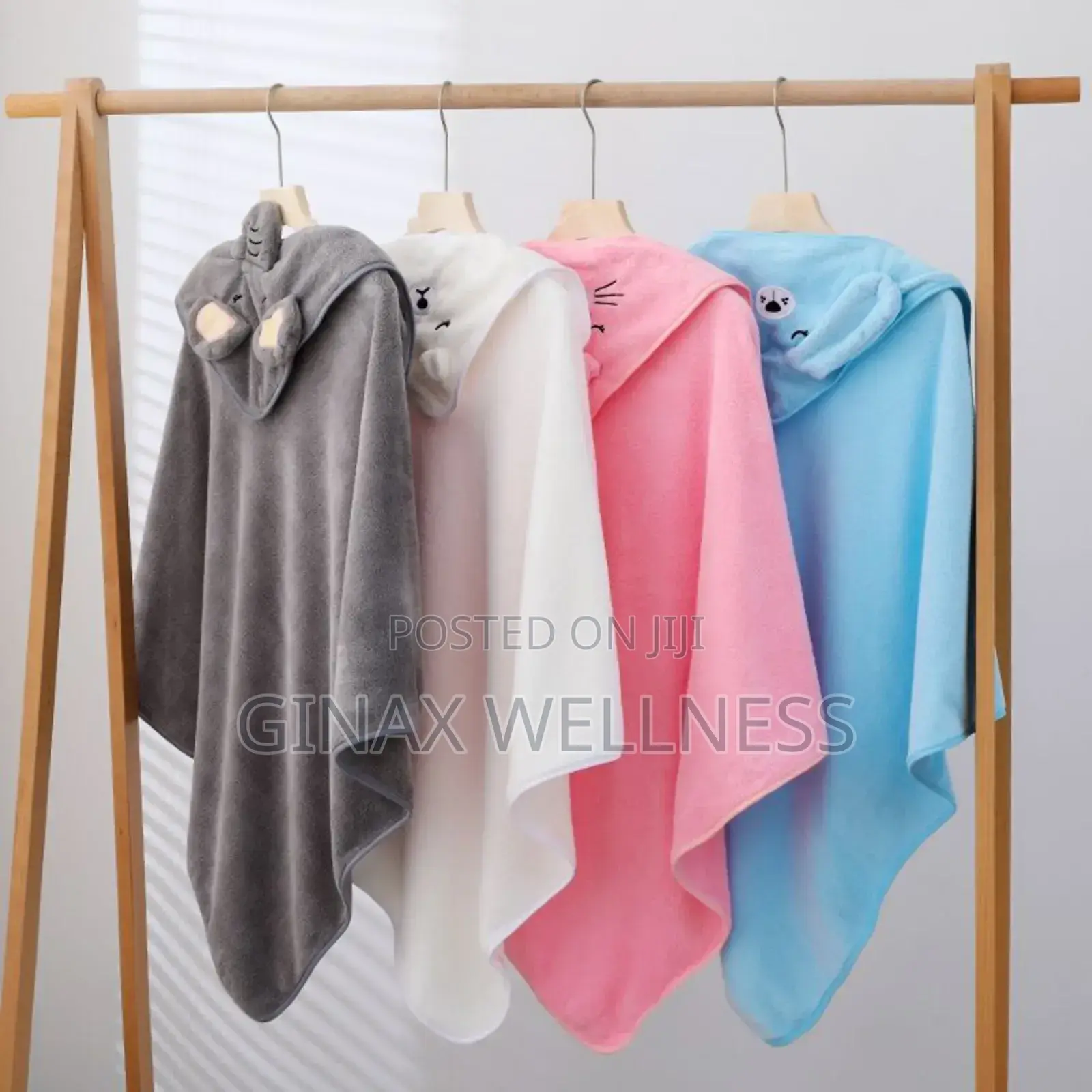 Ultra-Soft and Absorbent Hooded Baby Towel (Big Size, 105×105cm)