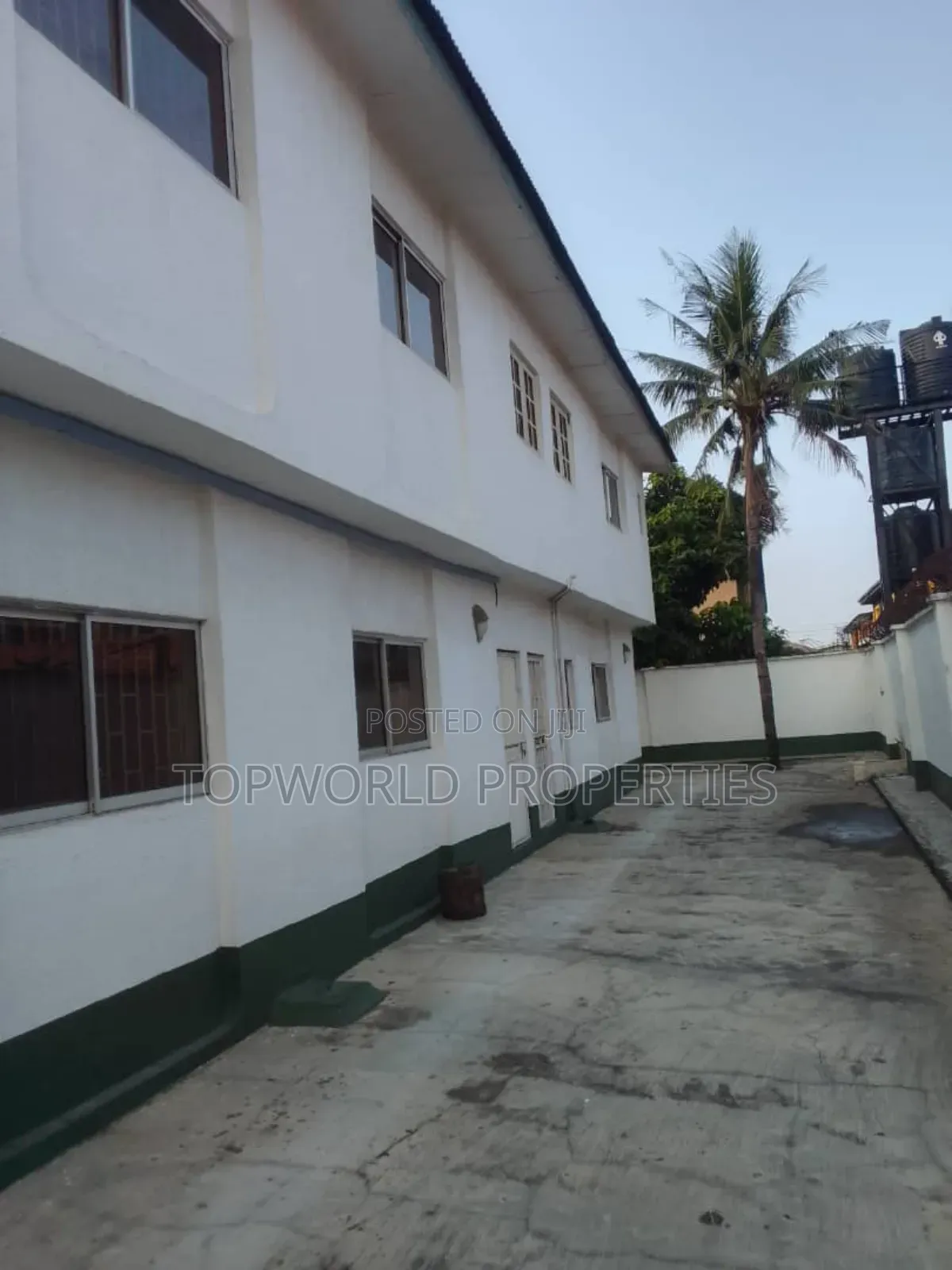 3bdrm Block of Flats in Egbeda Alimosho for sale