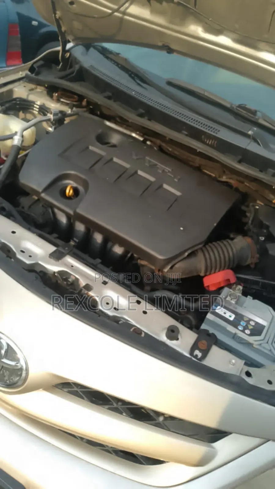 Toyota Corolla LE 4dr Sedan (1.8L 4cyl 4A) 2011 Silver
