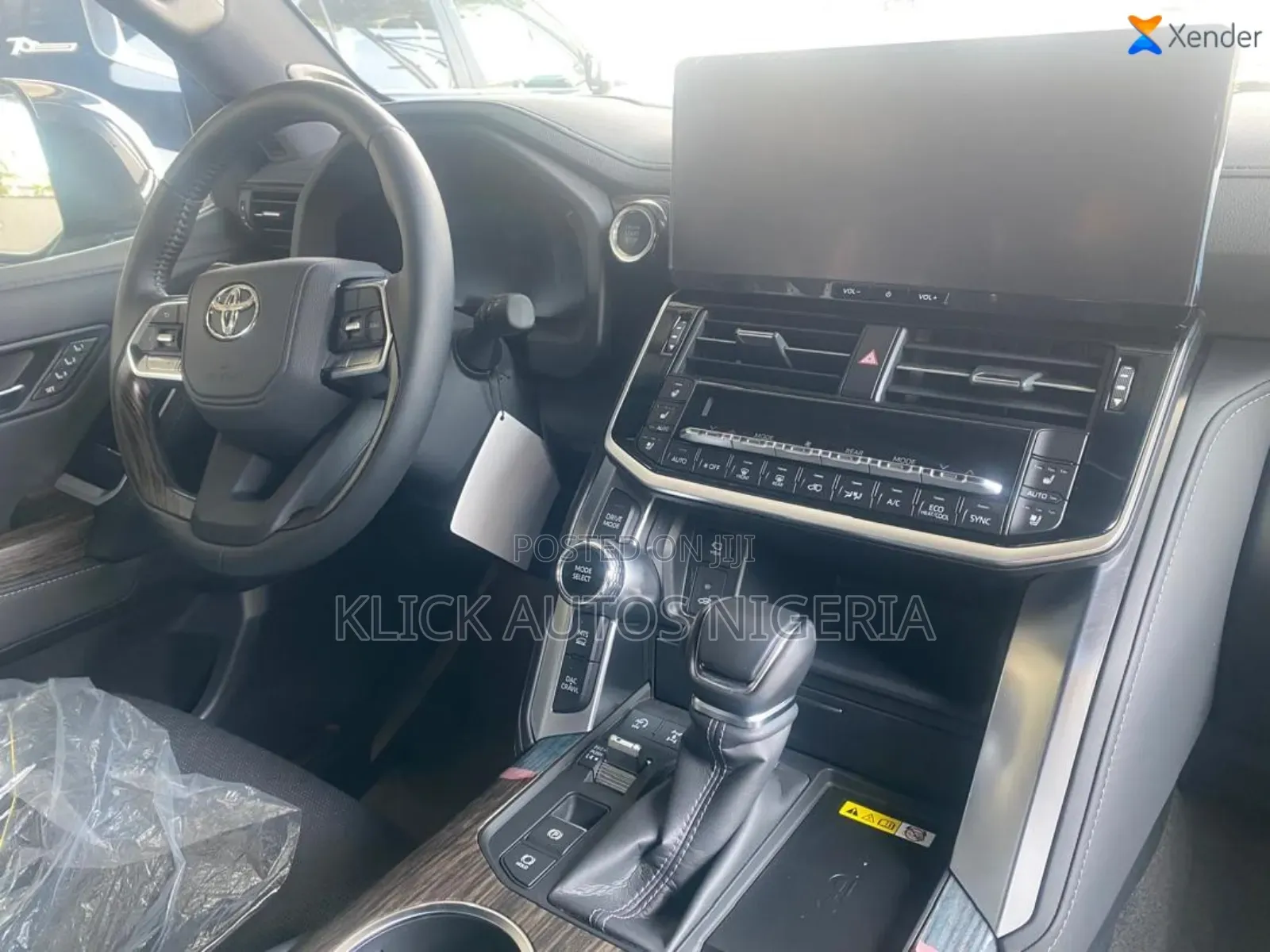 New Toyota Land Cruiser LC300 2025 Black