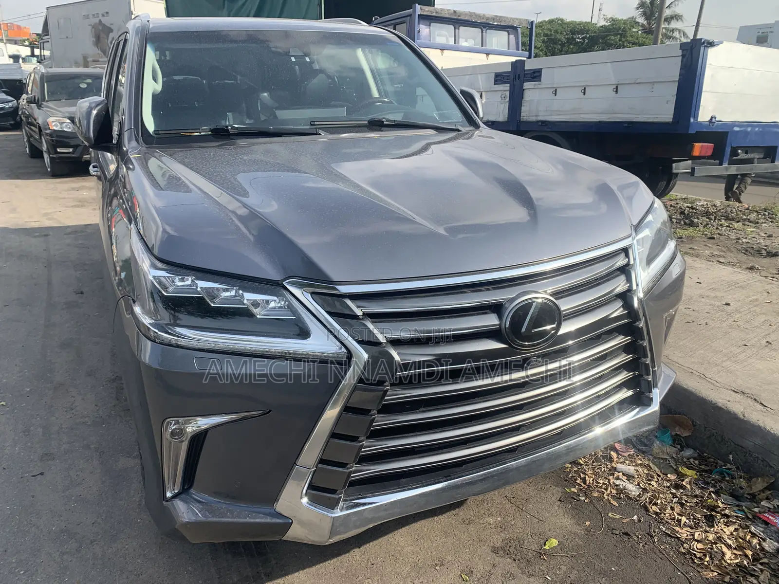 Lexus LX 570 AWD 2018 Gray