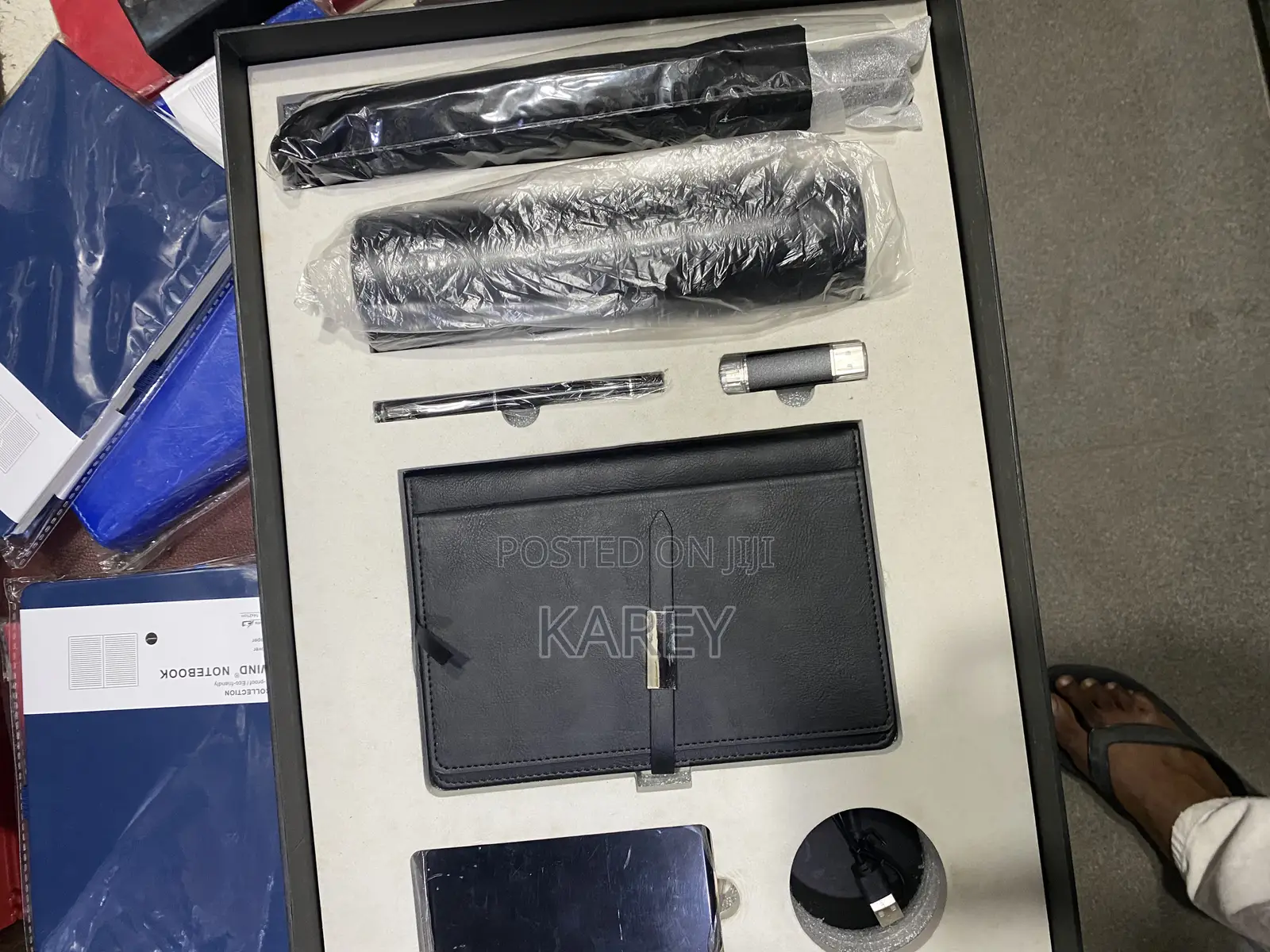 Gift Box Diary With Items;Powerbank,Umbrella,Flask,Notepad,Flash Drive