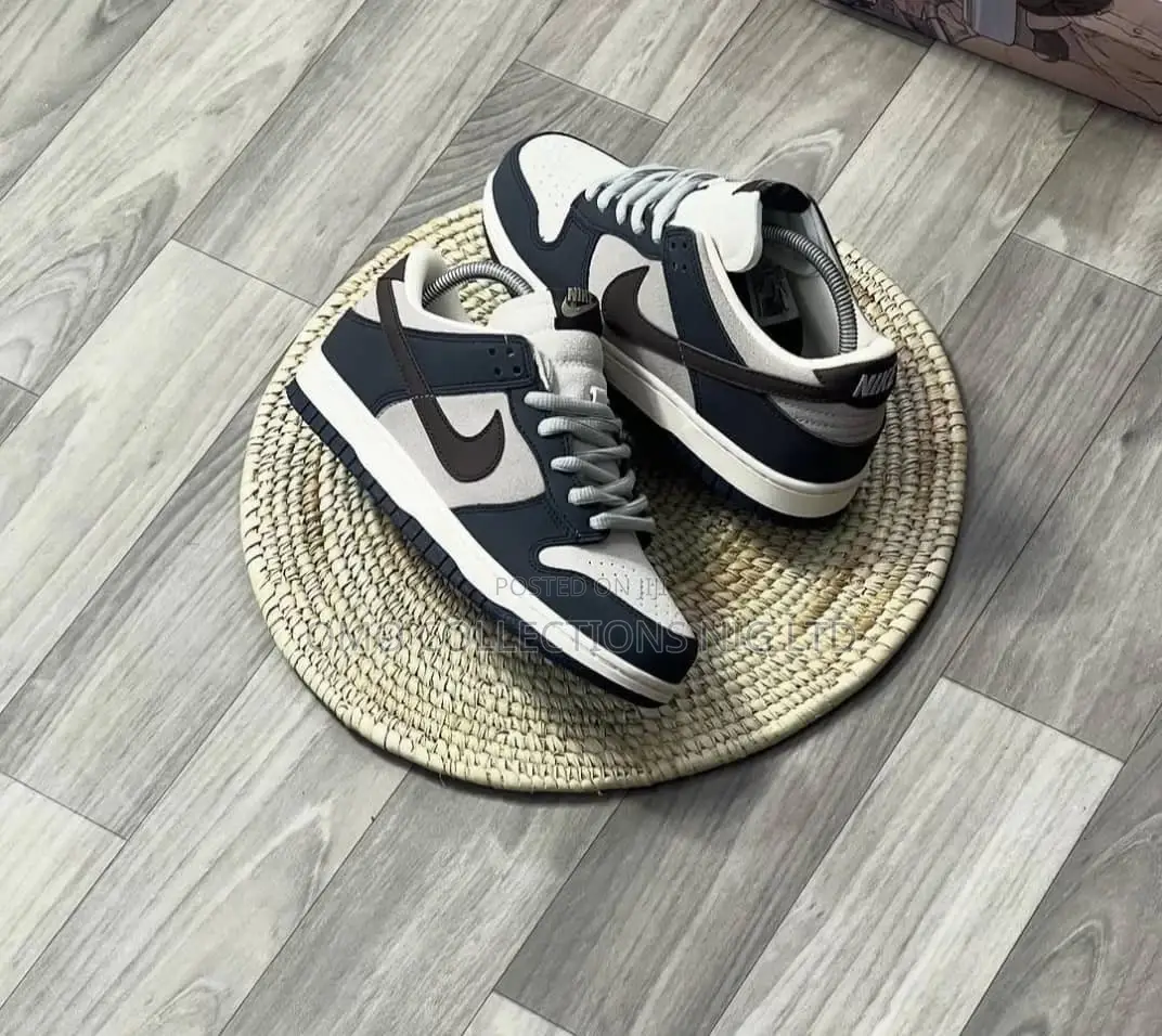 Classic Nike Air Force Sneakers – Fully Boxed