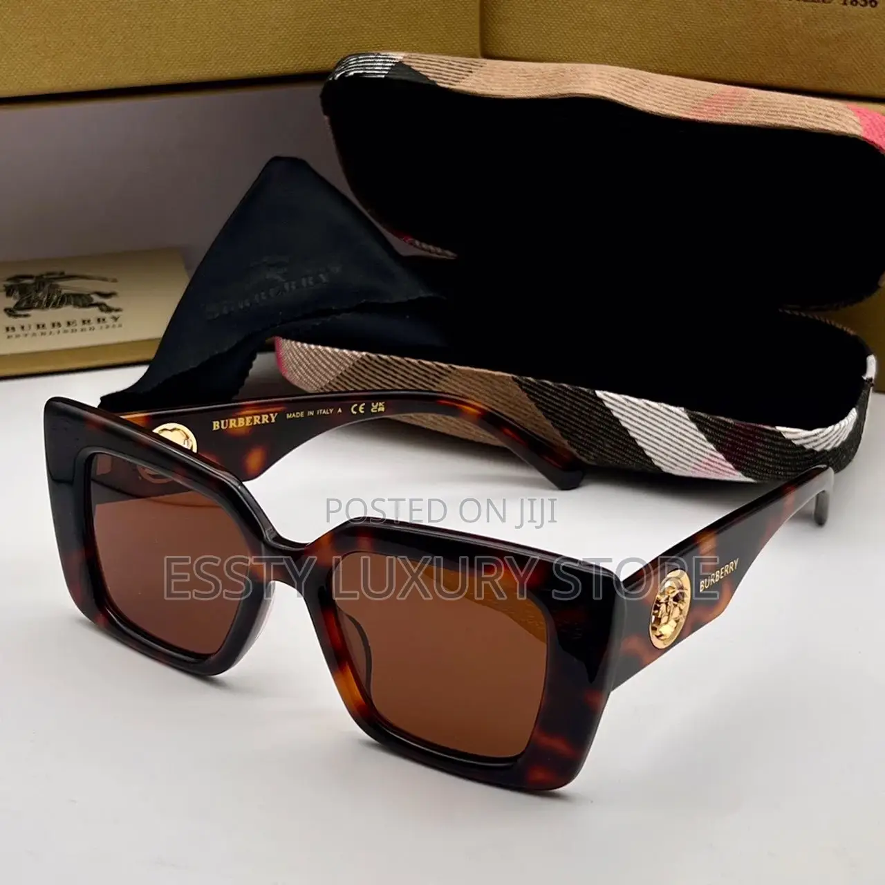 High Quality Luxury Bubbery Sunglasses