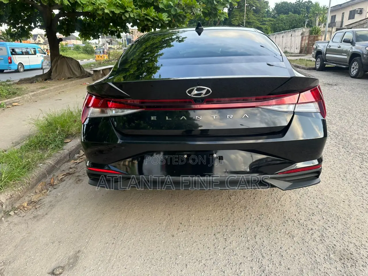 Hyundai Elantra Limited 2022 Black